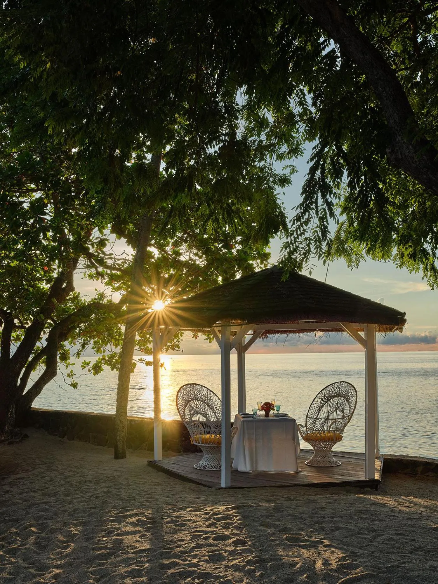 Restaurant/places to eat in East Winds St. Lucia- All Inclusive