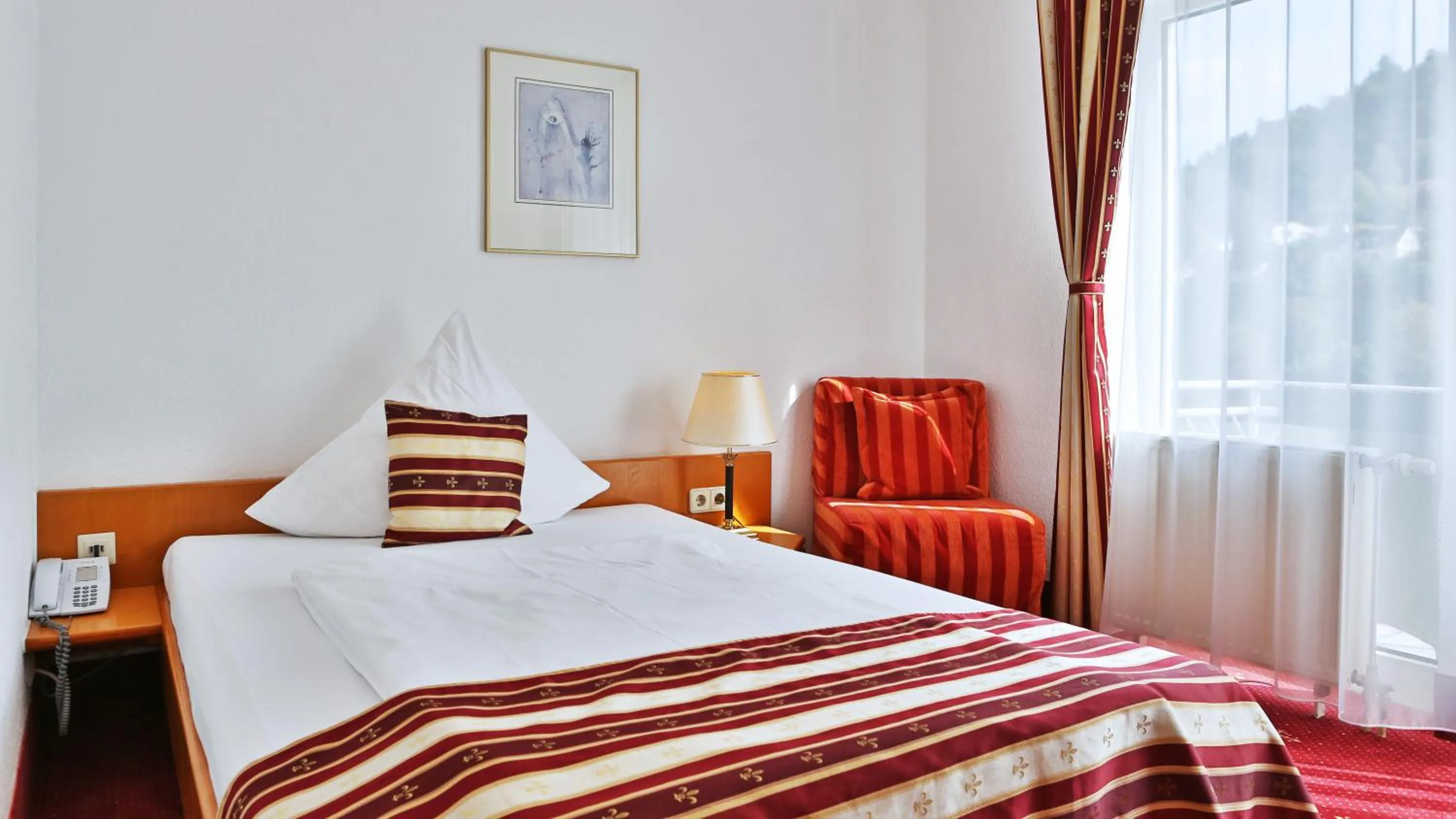 Bed in Hotel Neckarlux