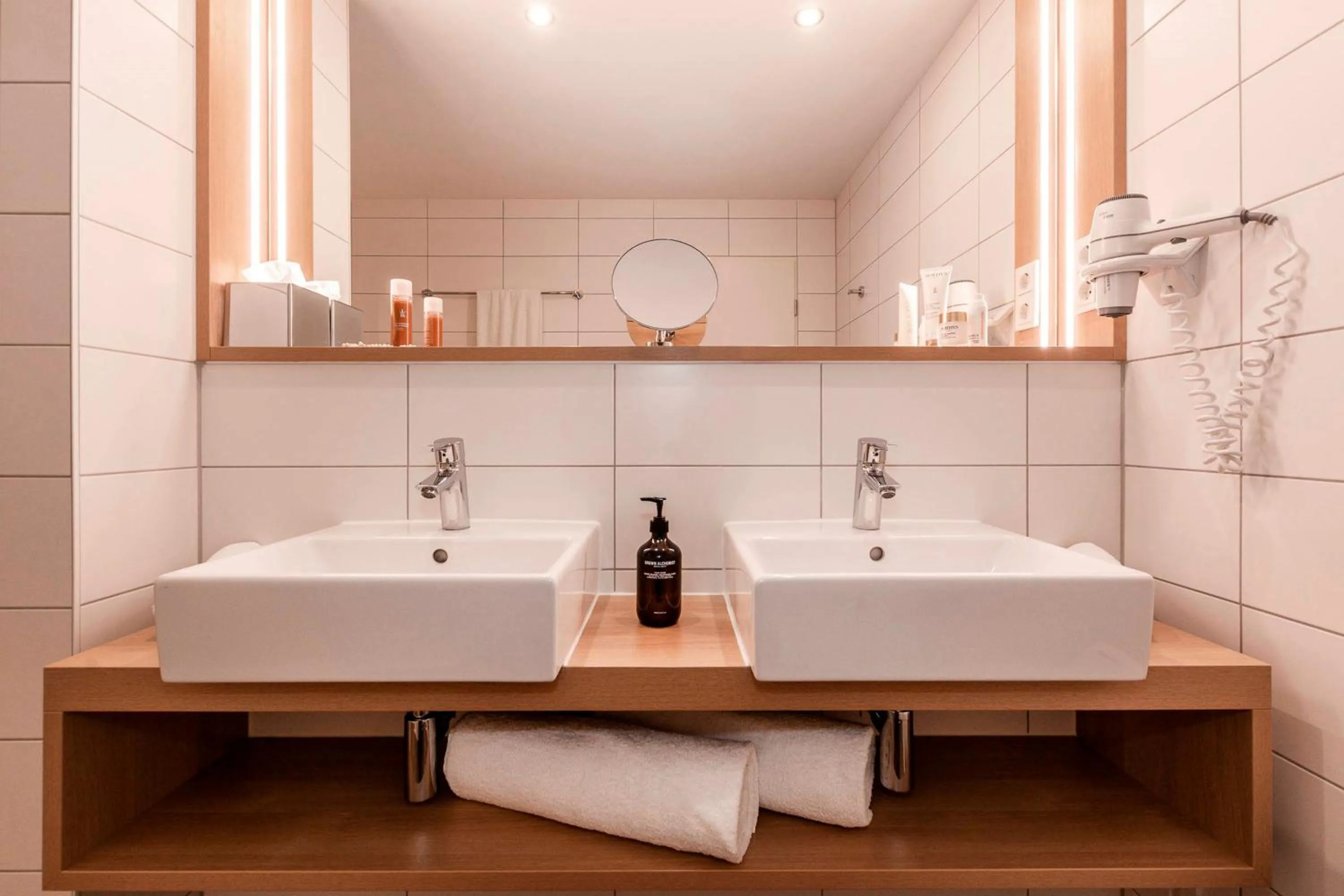 Bathroom in Boutique Hotel Atrium München