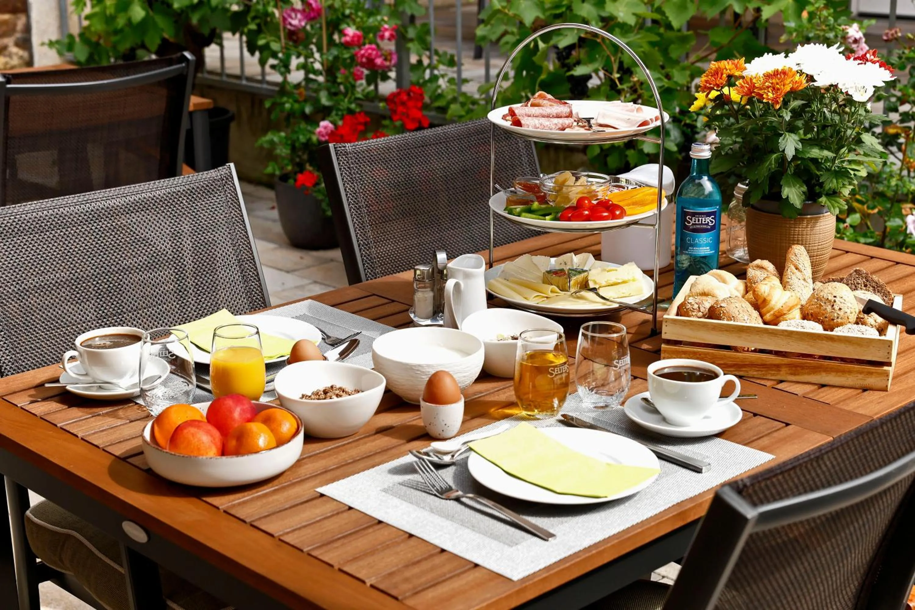 Breakfast in Vinotel Weinstrasse