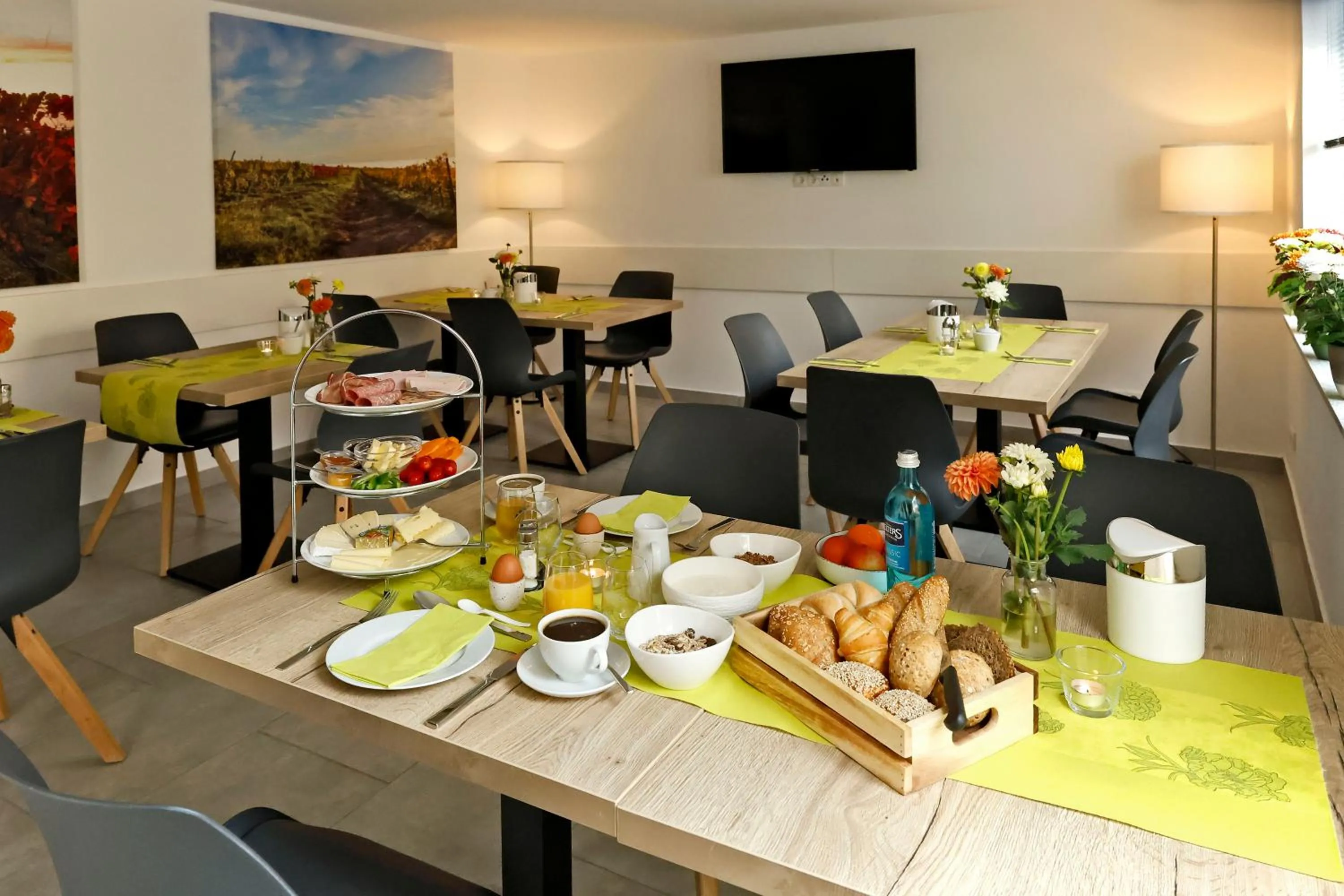 Breakfast in Vinotel Weinstrasse