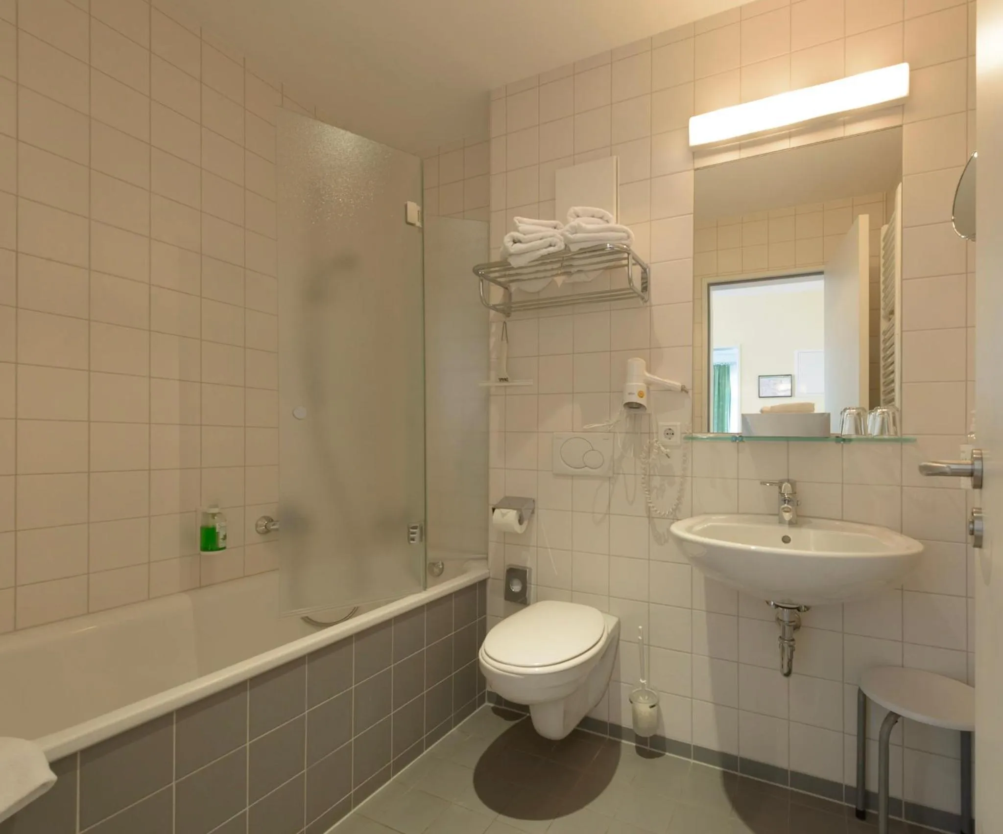 Bathroom in Hotel Am Tiefwarensee