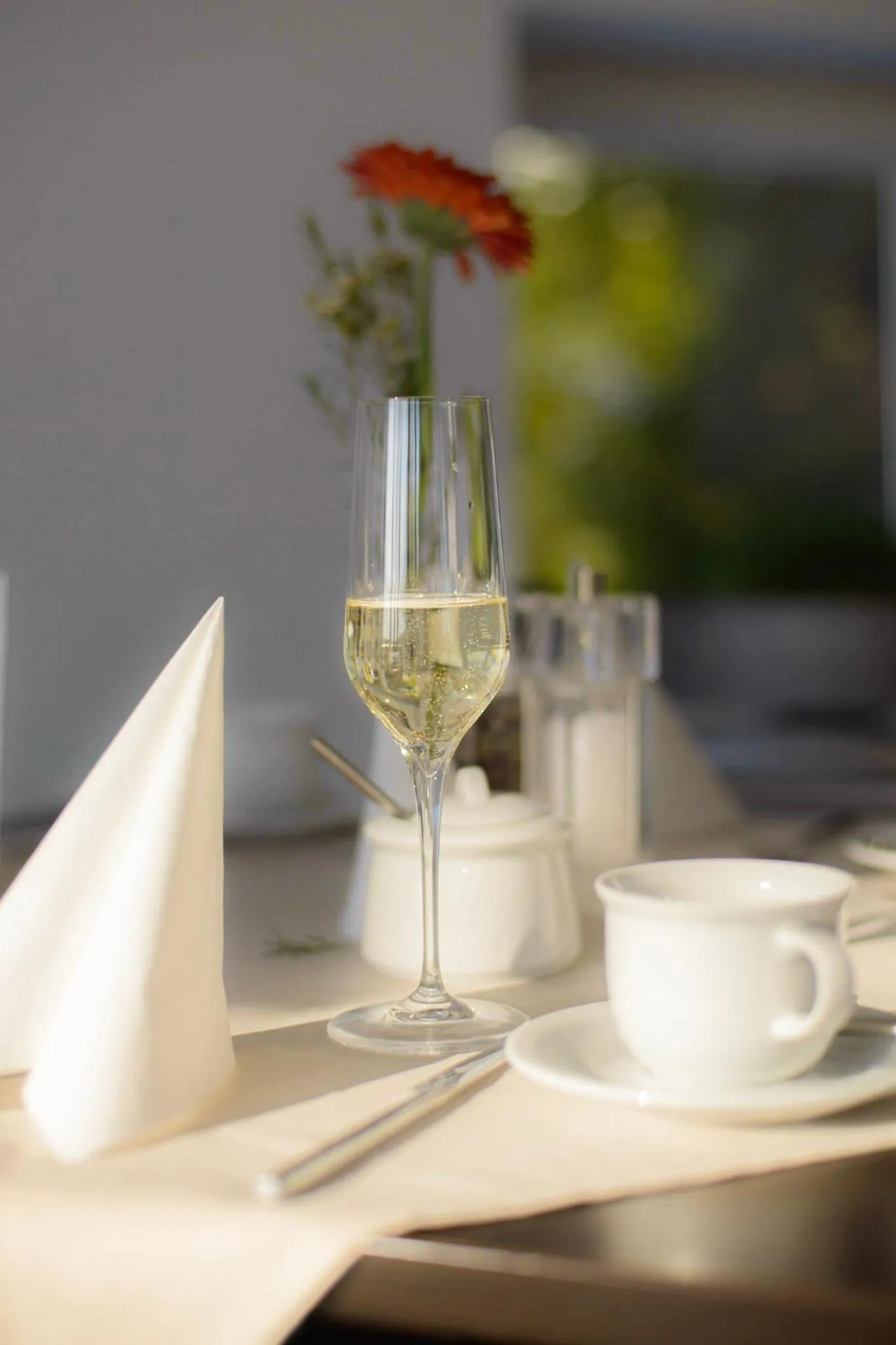 Restaurant/places to eat in Hotel Am Tiefwarensee