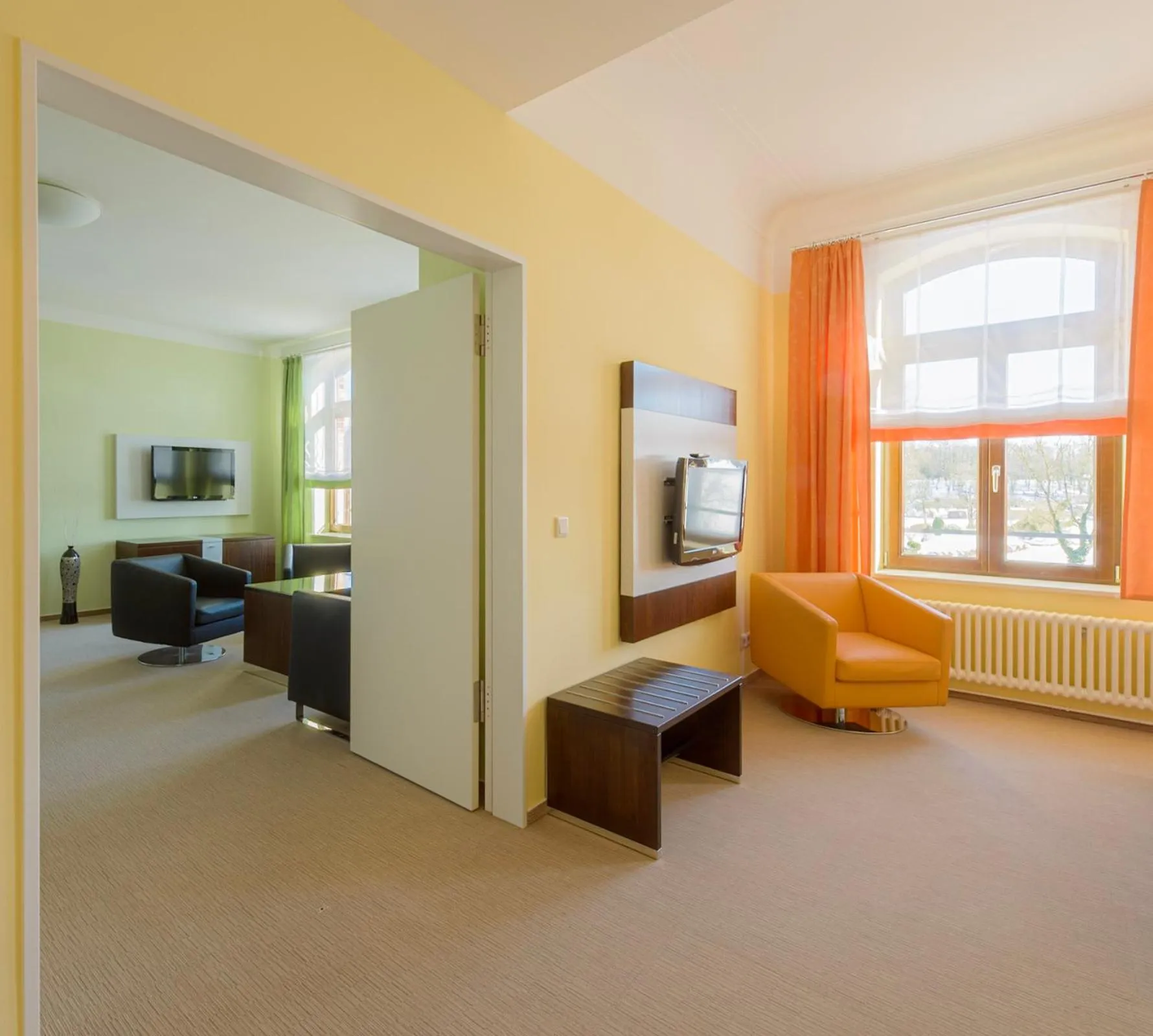 Photo of the whole room, Bed in Hotel Am Tiefwarensee