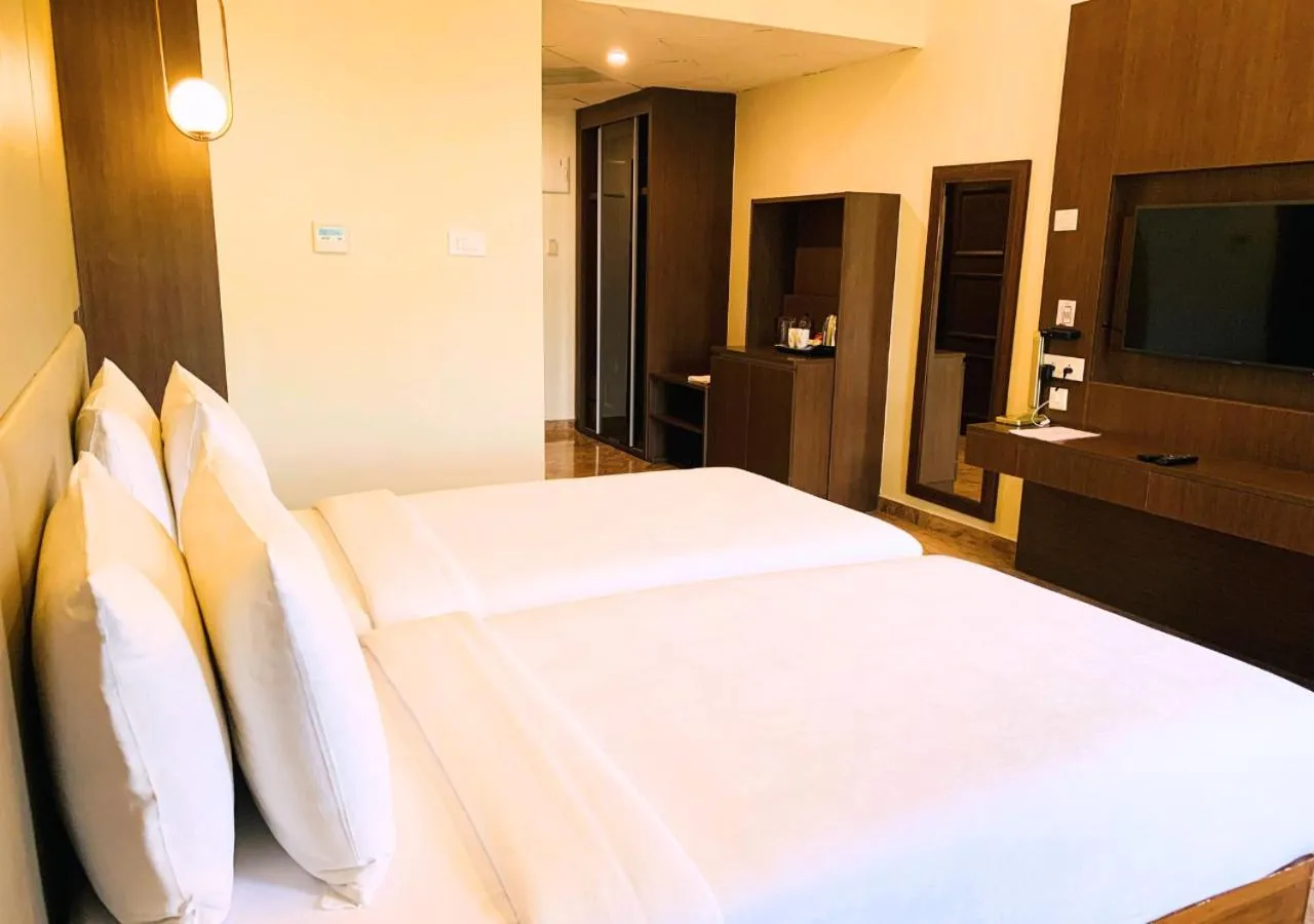 Bed in Accord Chrome