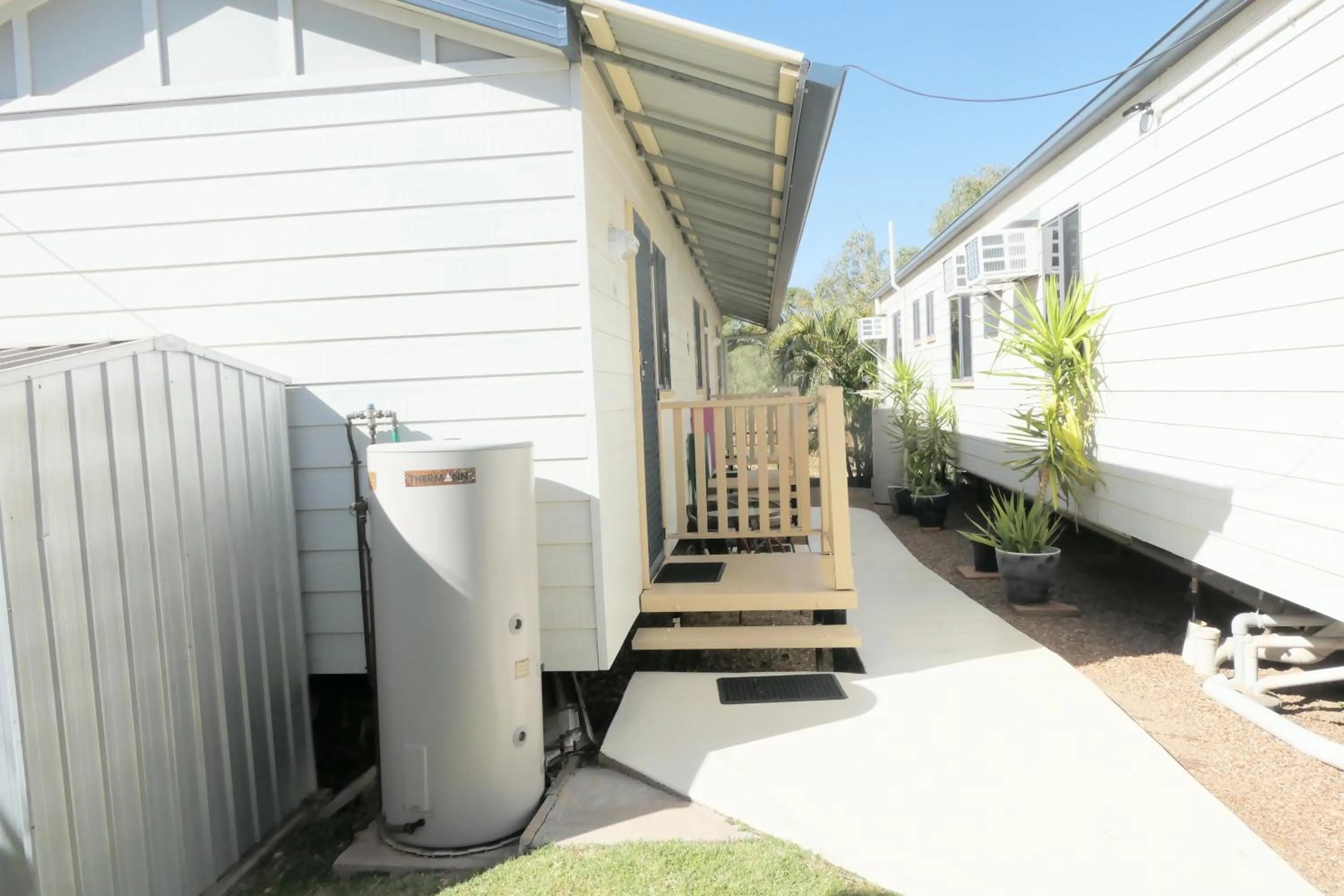 Facade/entrance in Mt Isa City Motel