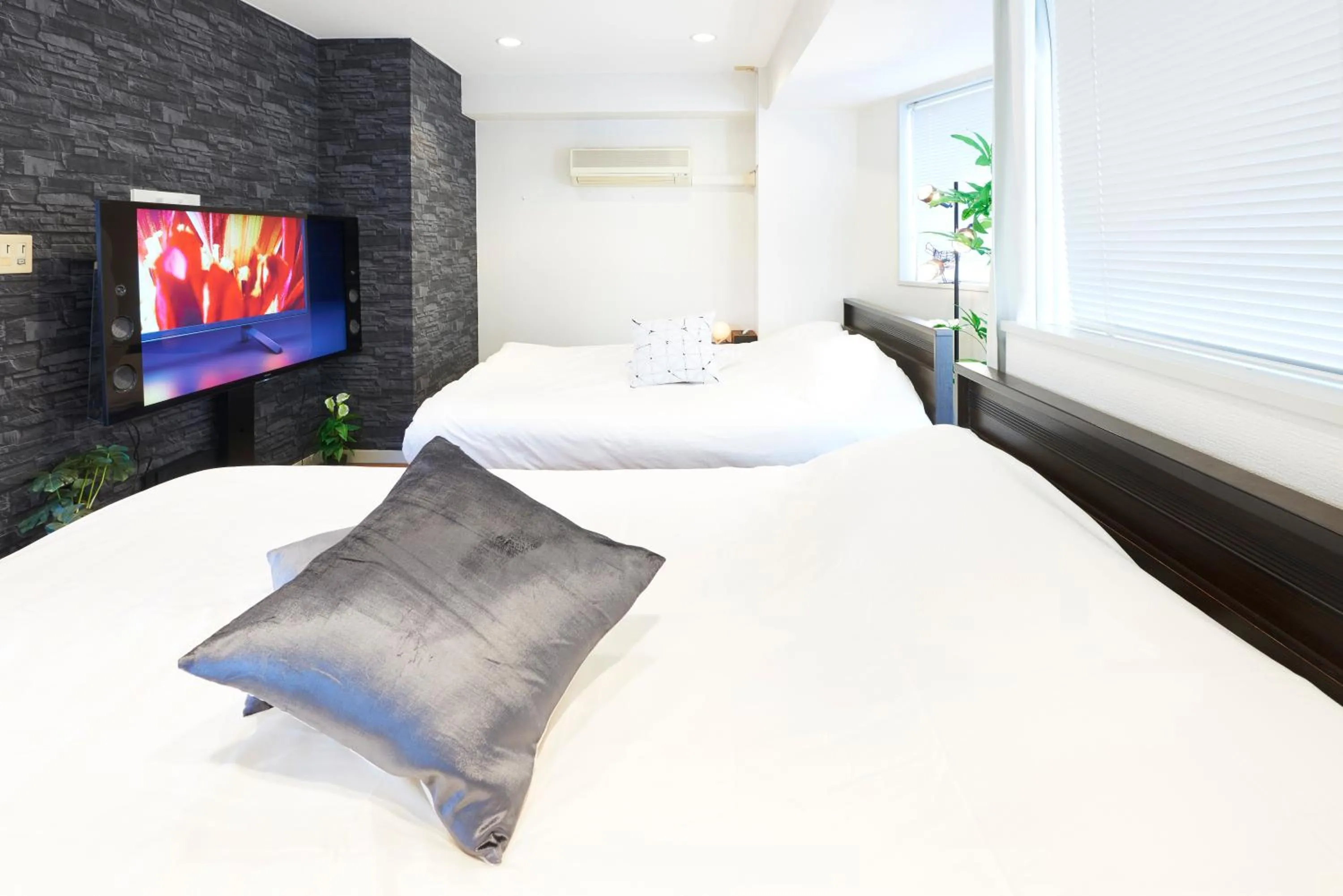 Bedroom, Bed in S'CASA NishiShinjuku