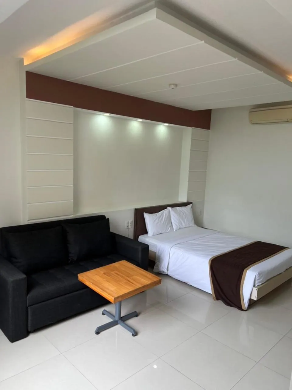 Bedroom, Bed in Princess Hotel