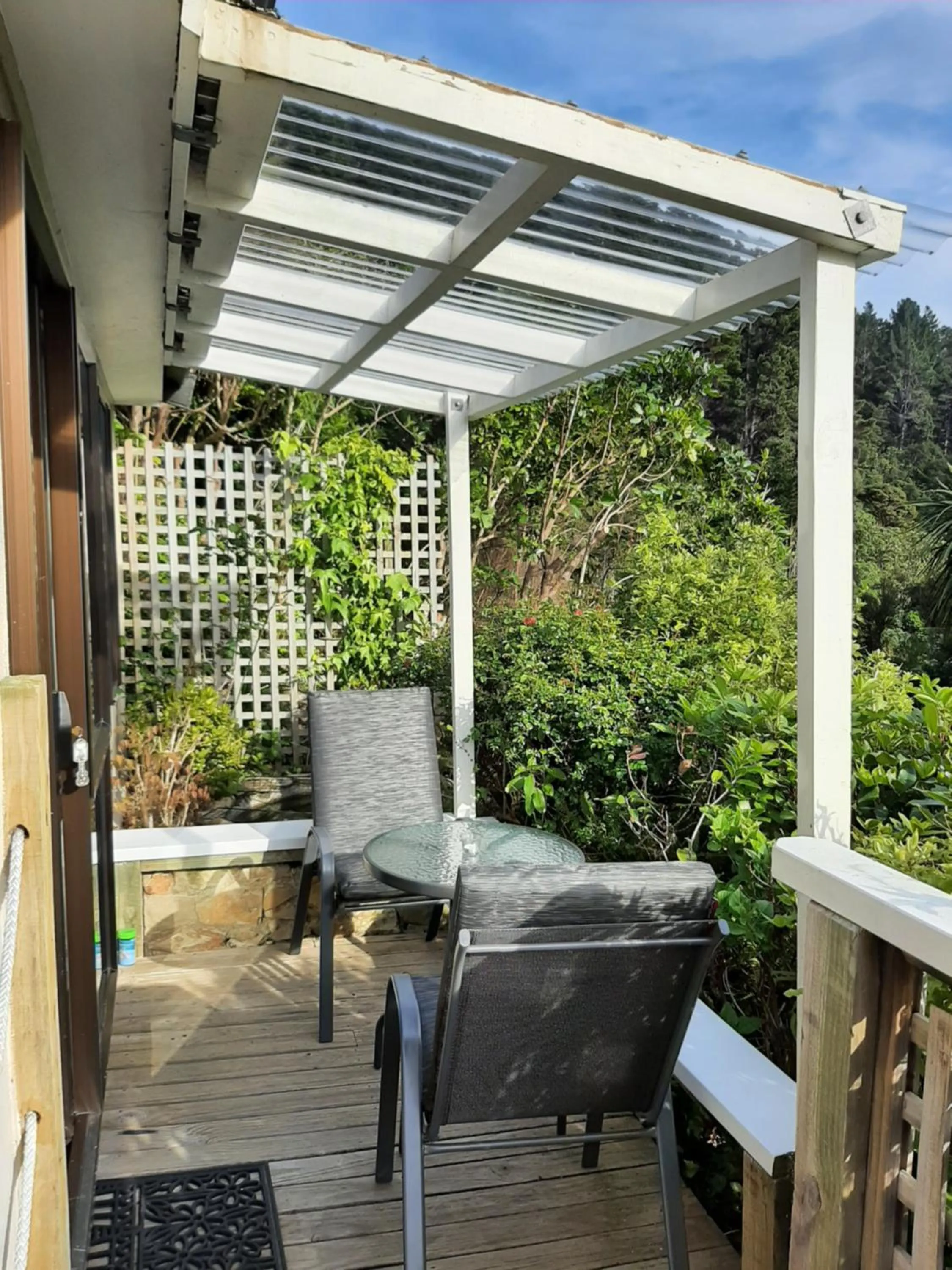 Patio in A Sea View B&B