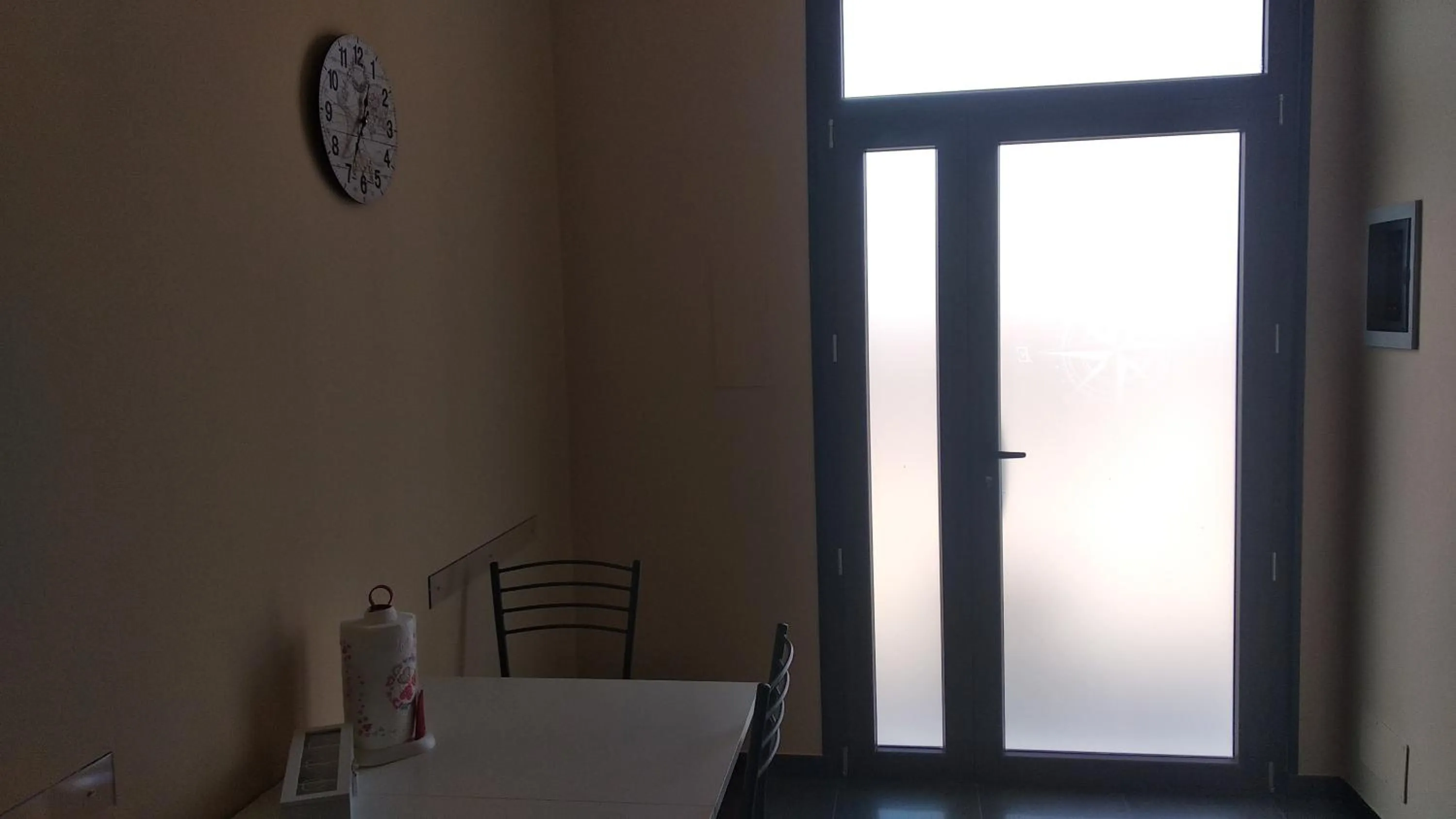 Communal kitchen in B&B Vecchia Darsena