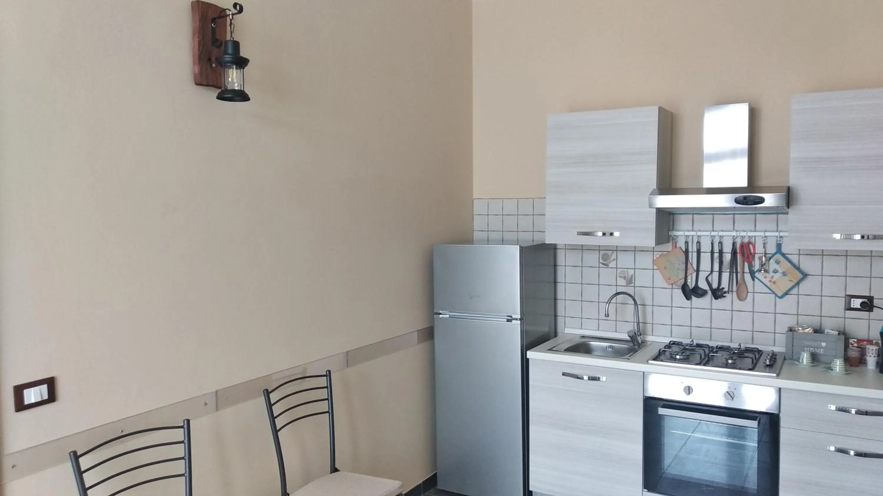 Kitchen or kitchenette in B&B Vecchia Darsena
