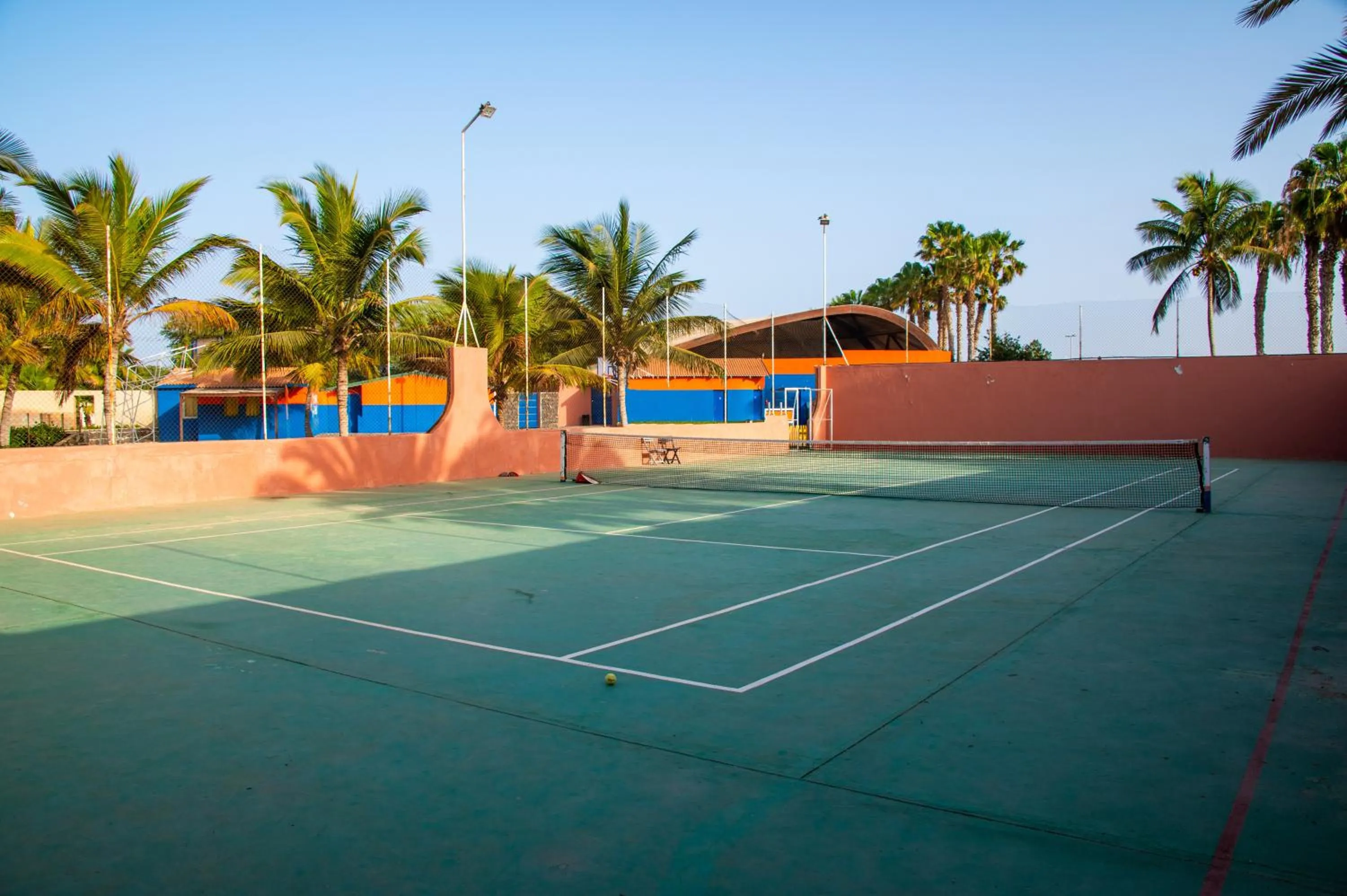 Tennis court in VOI Vila Do Farol Resort