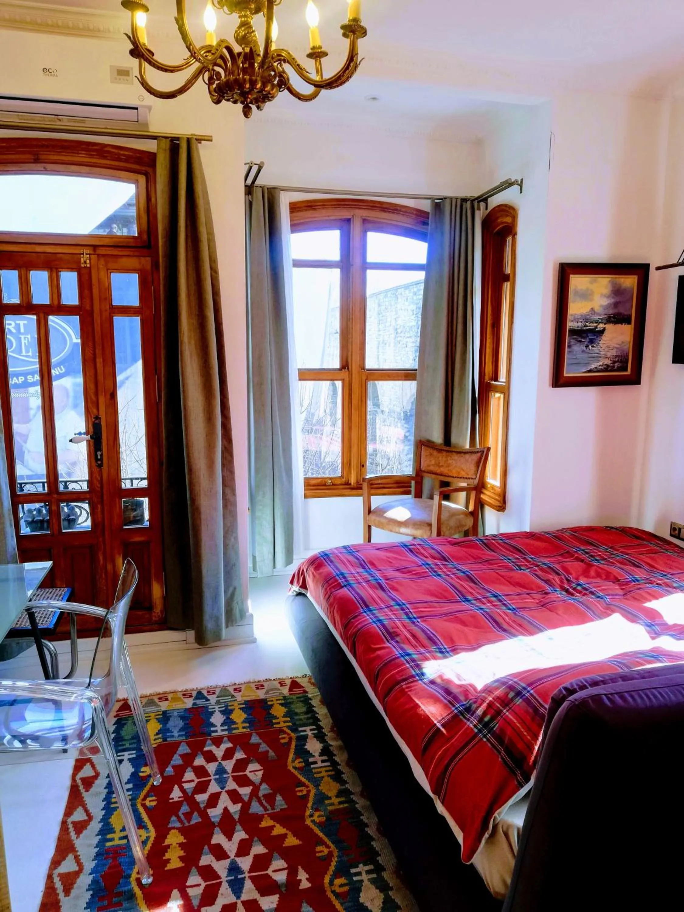 Bed in No 1 House By Valence