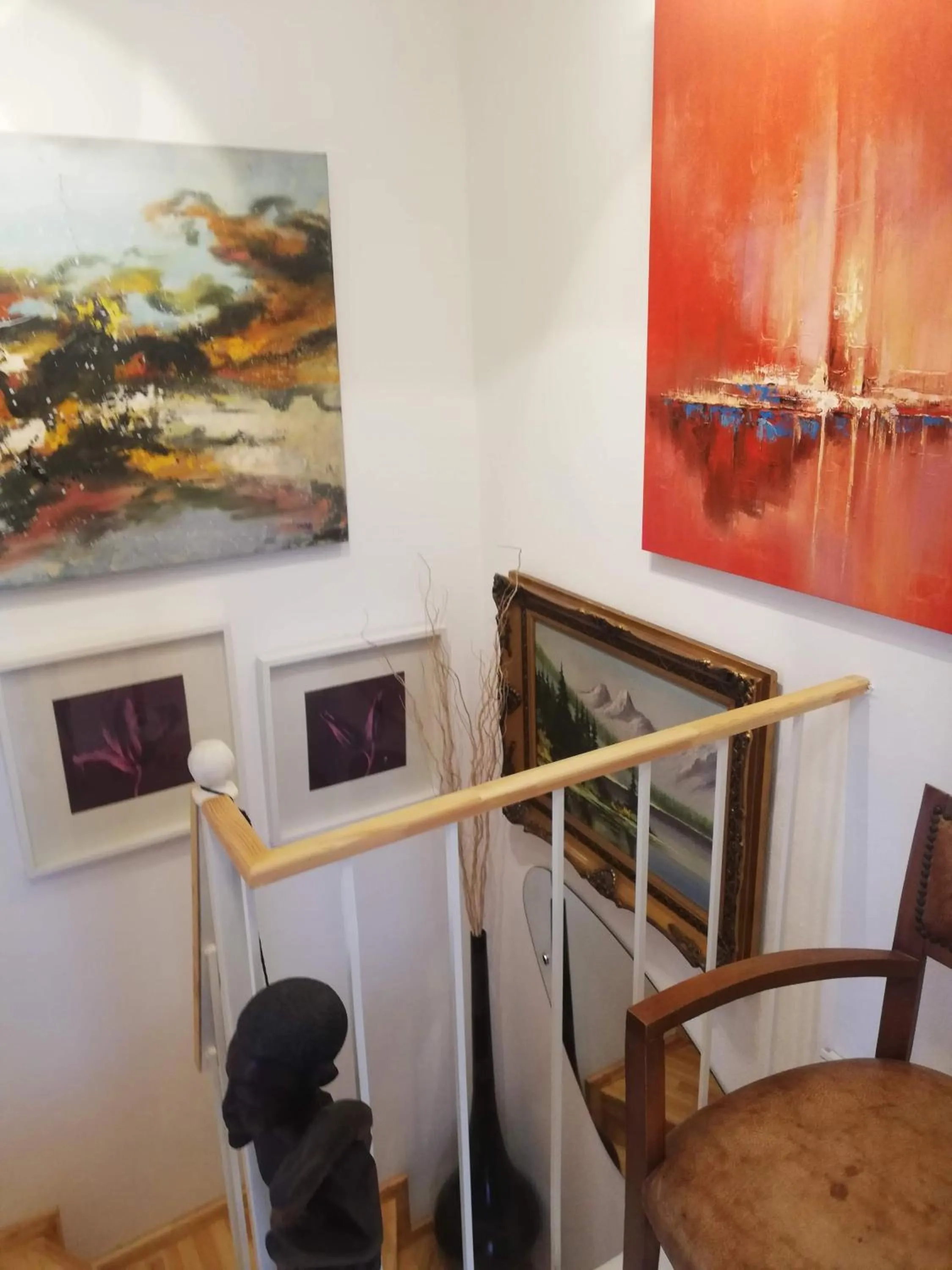 No 1 House By Valence