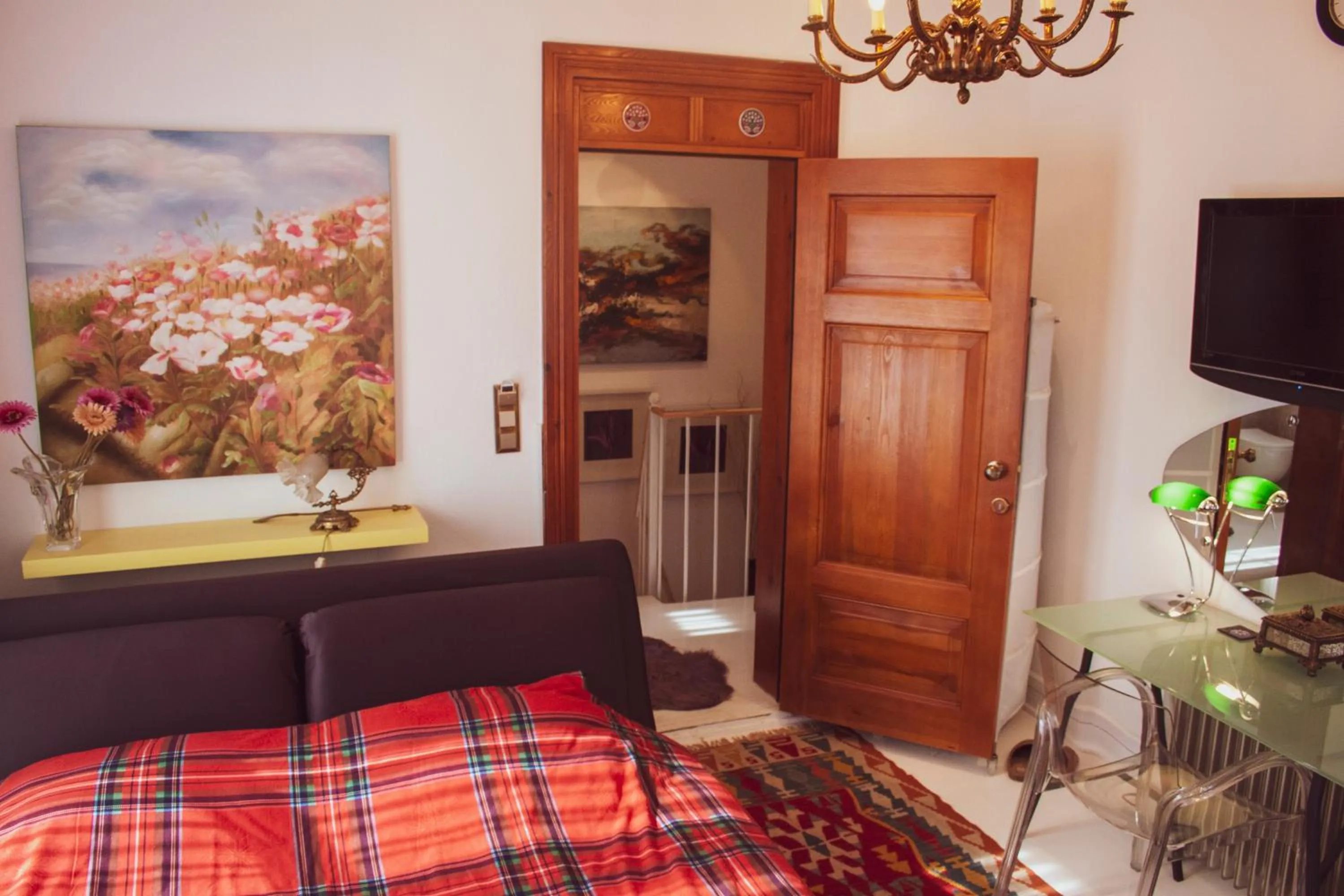 Bed in No 1 House By Valence