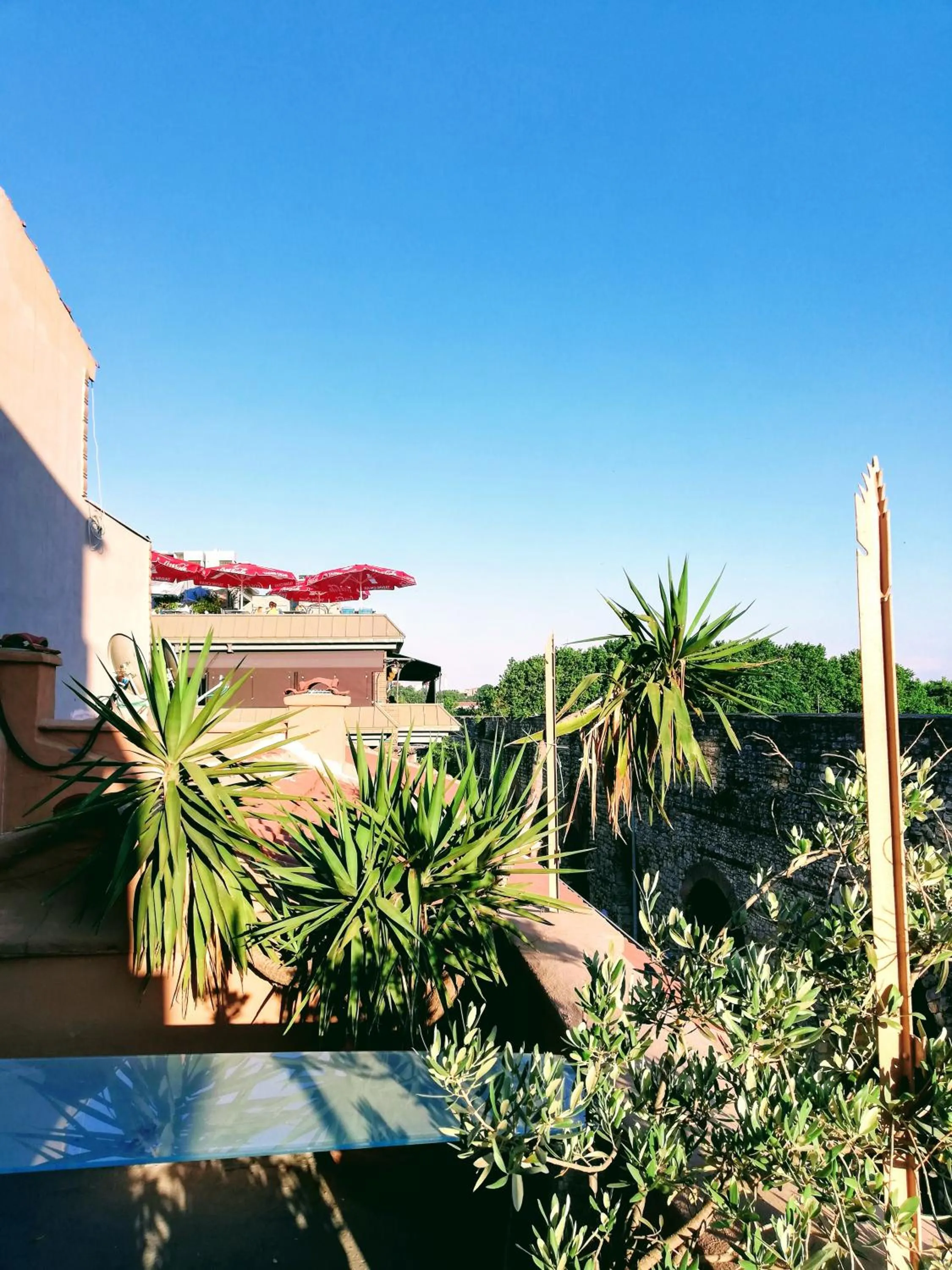 No 1 House By Valence