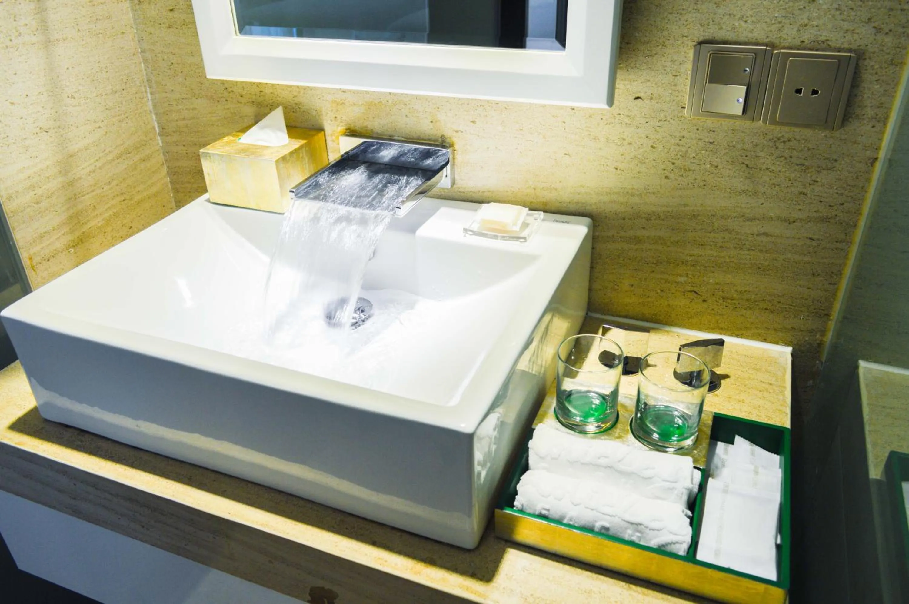 Bathroom in Holiday Beach Hotel Danang