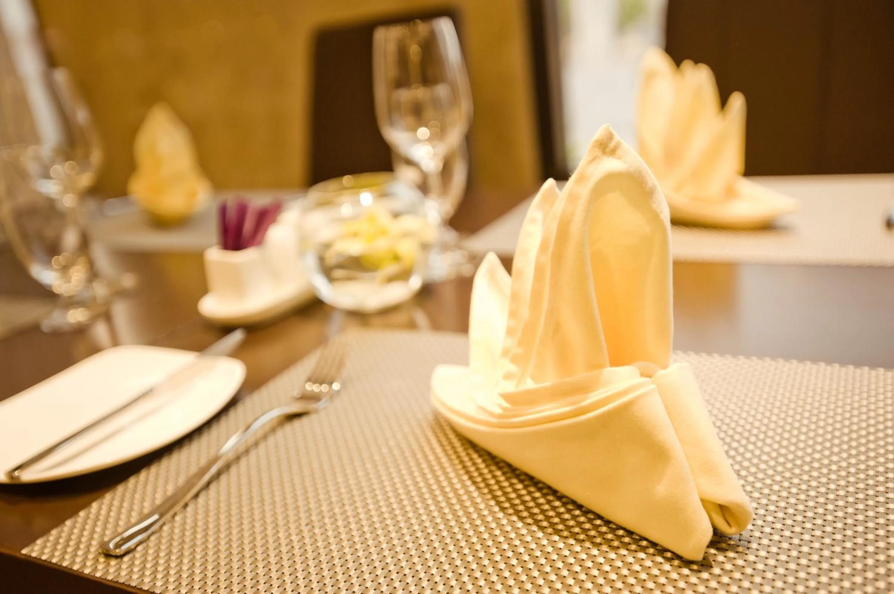 Restaurant/places to eat in Holiday Beach Hotel Danang