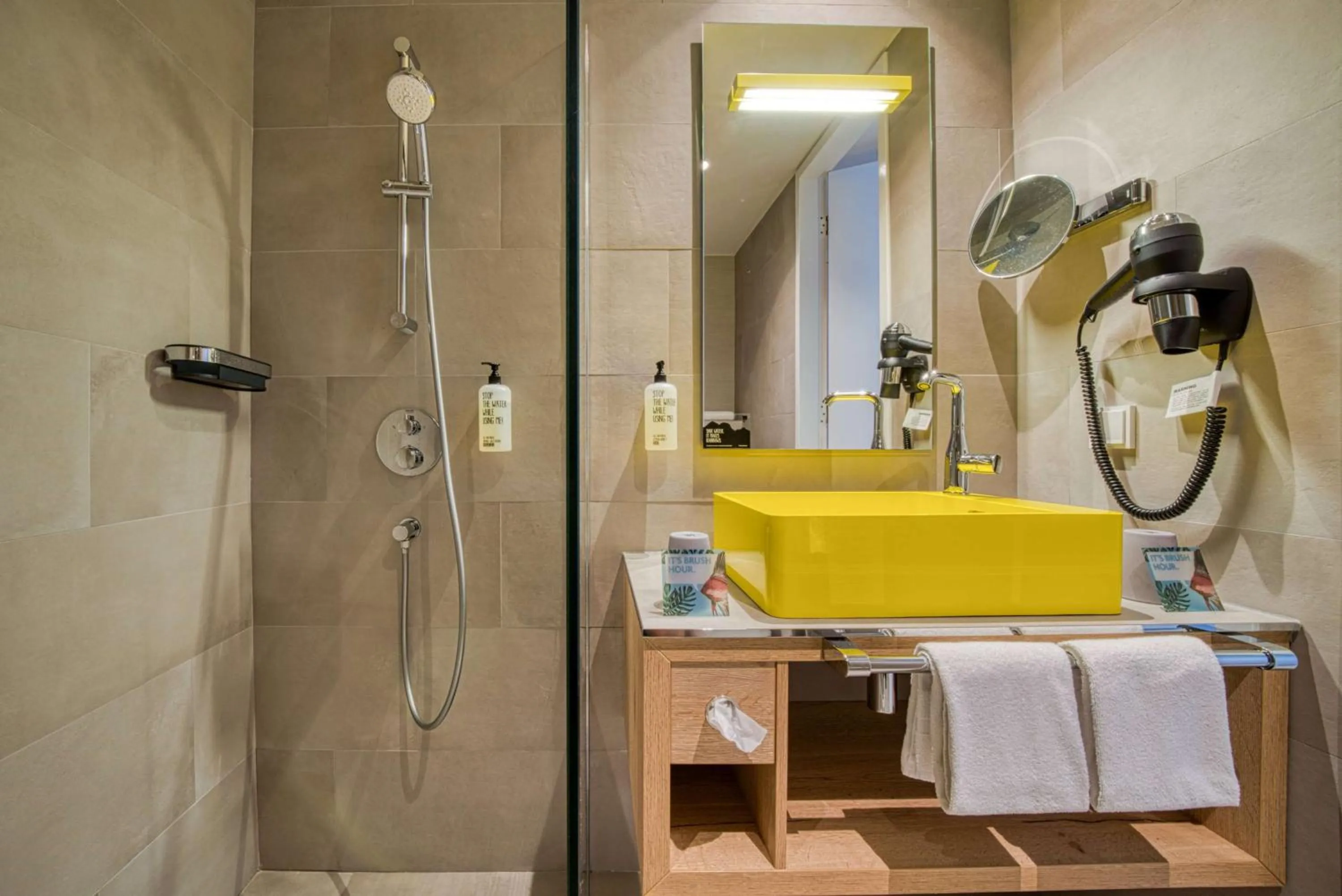 Bathroom in Vienna House Easy by Wyndham Amsterdam Airport Schiphol