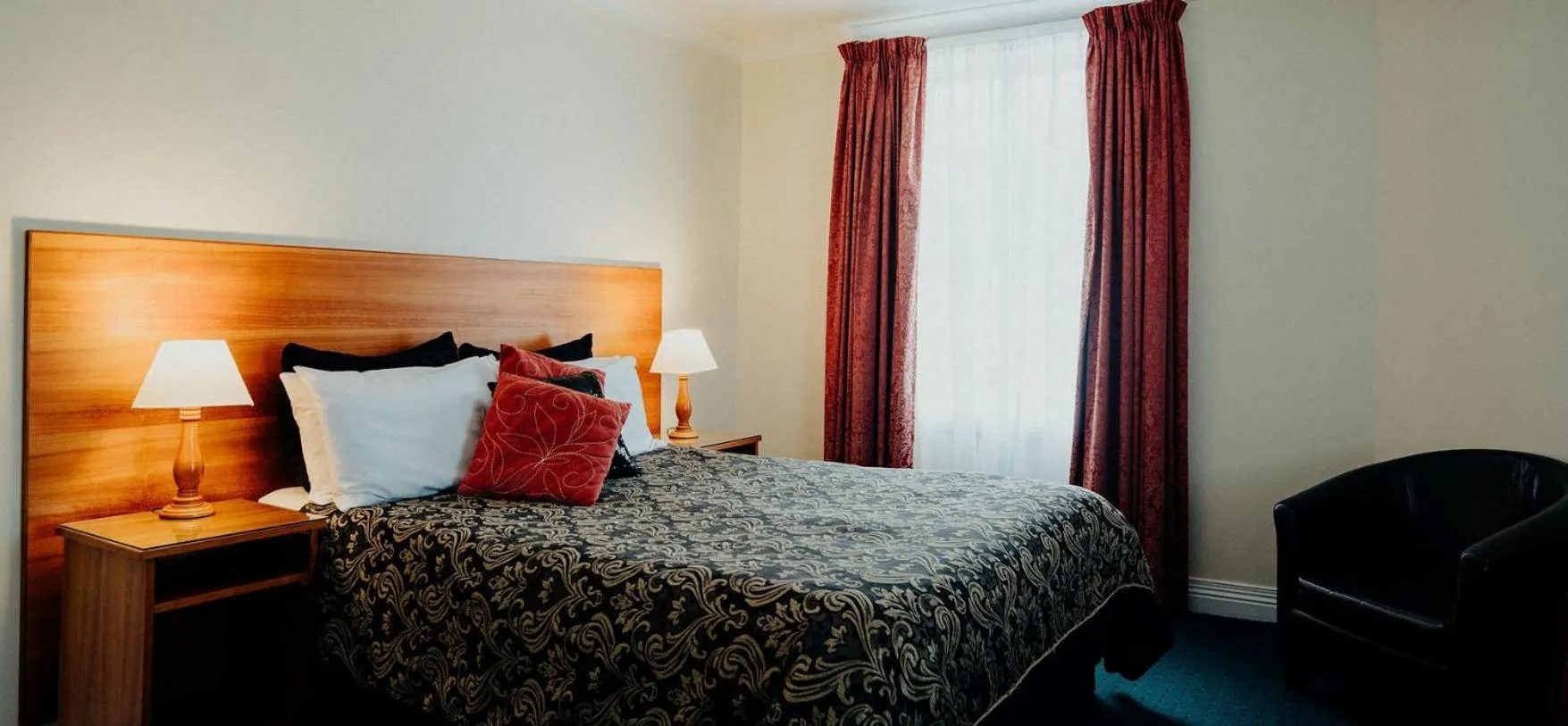 Bedroom, Bed in Stanley Hotel