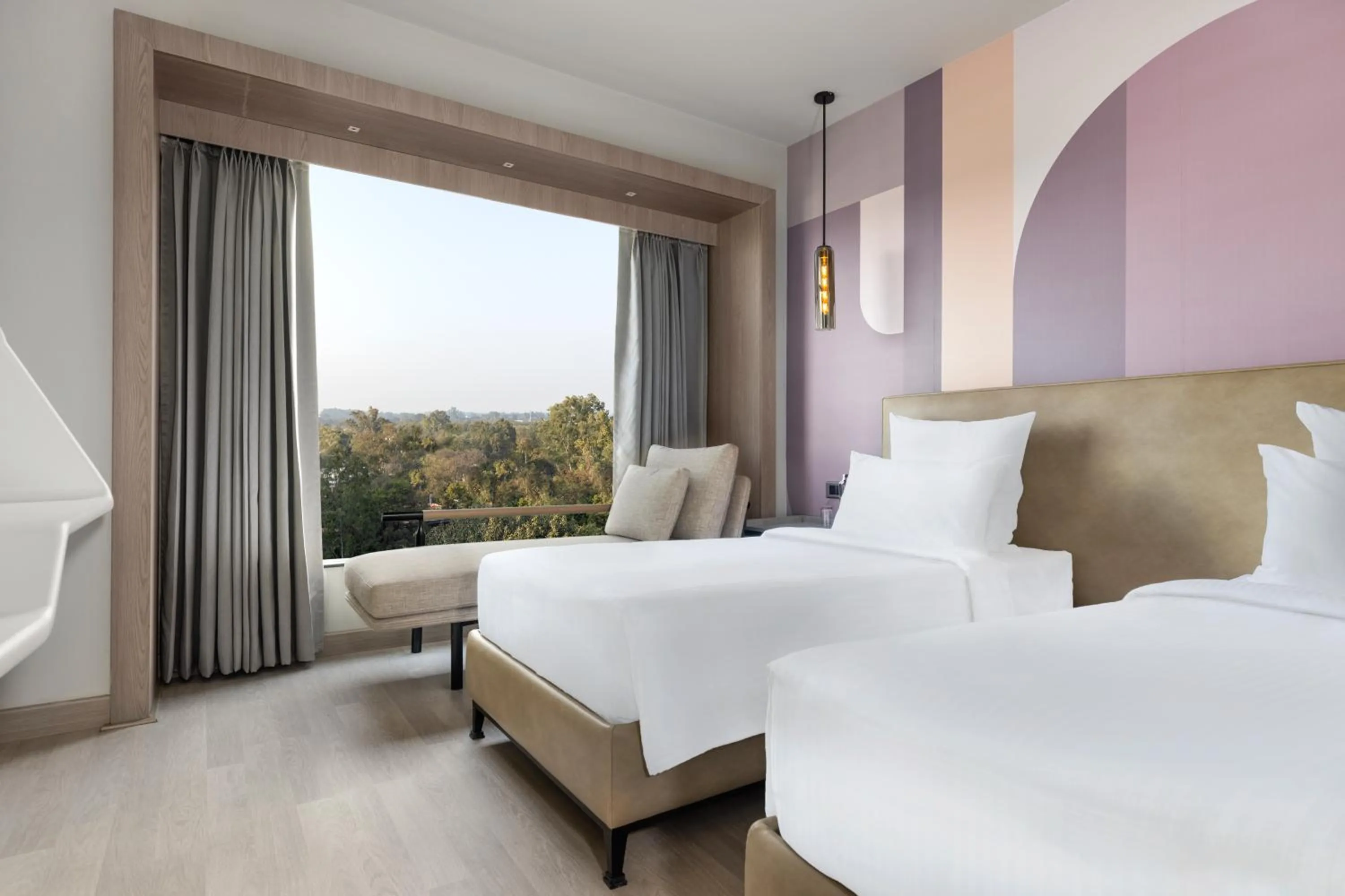 Bed in Mercure Chandigarh Tribune Chowk