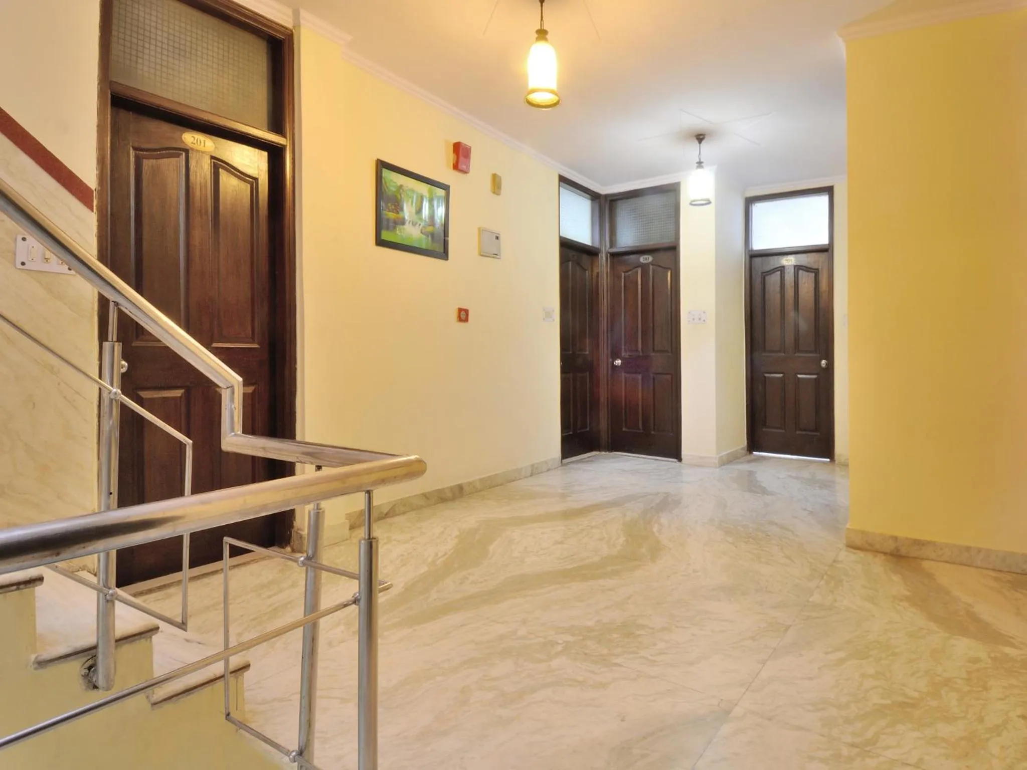 Area and facilities in The Gold Inn - Paharganj
