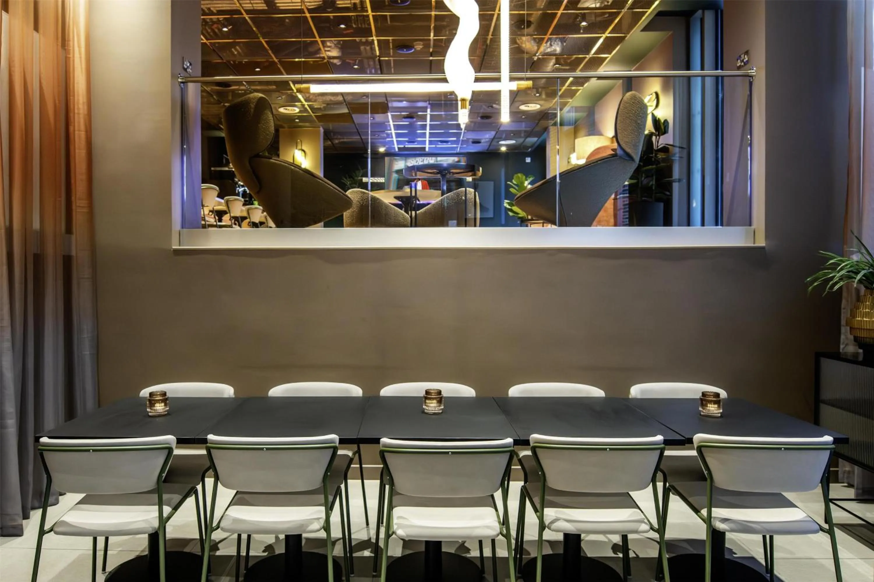 Lounge or bar in YOTEL London City