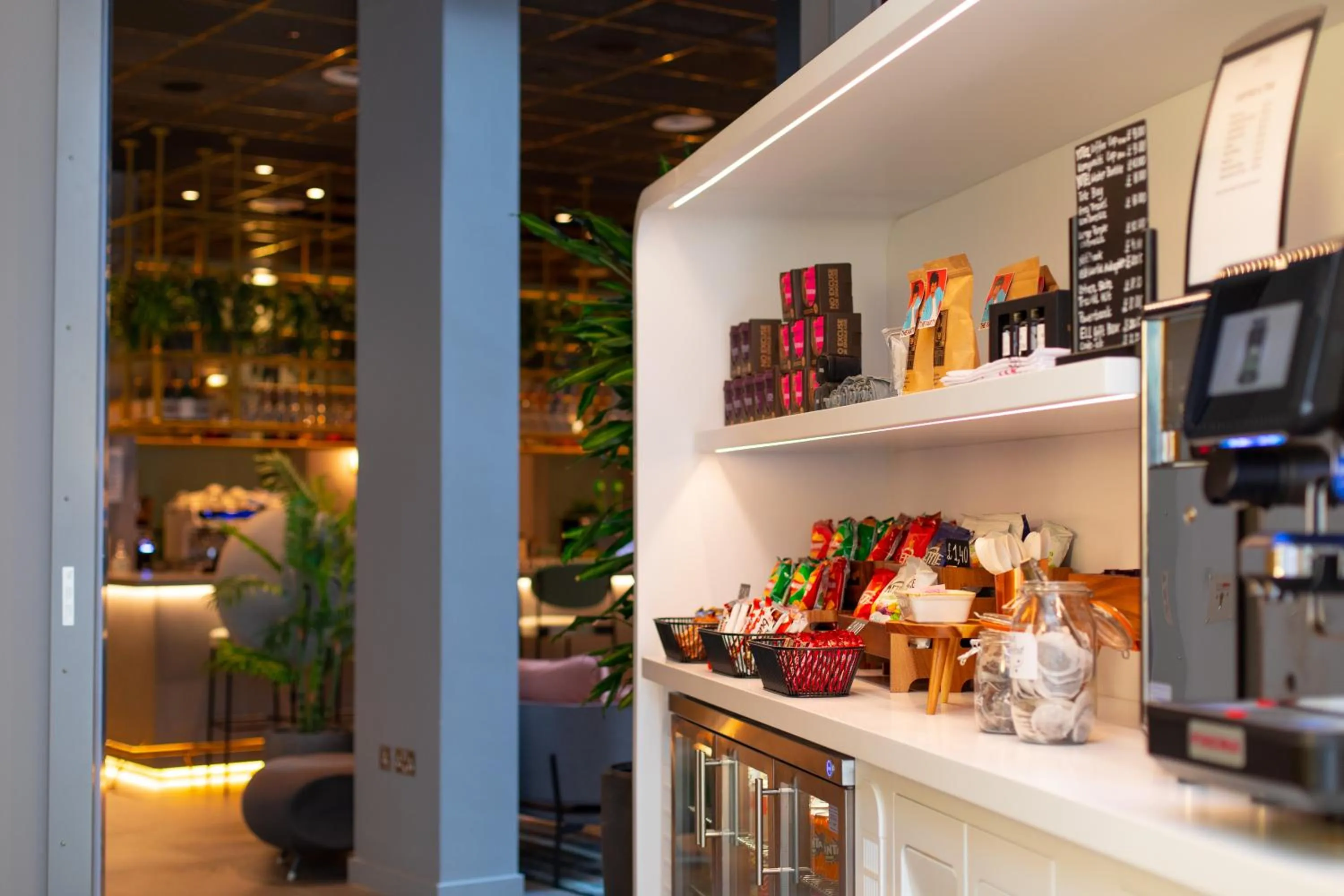 Food and drinks in YOTEL London City