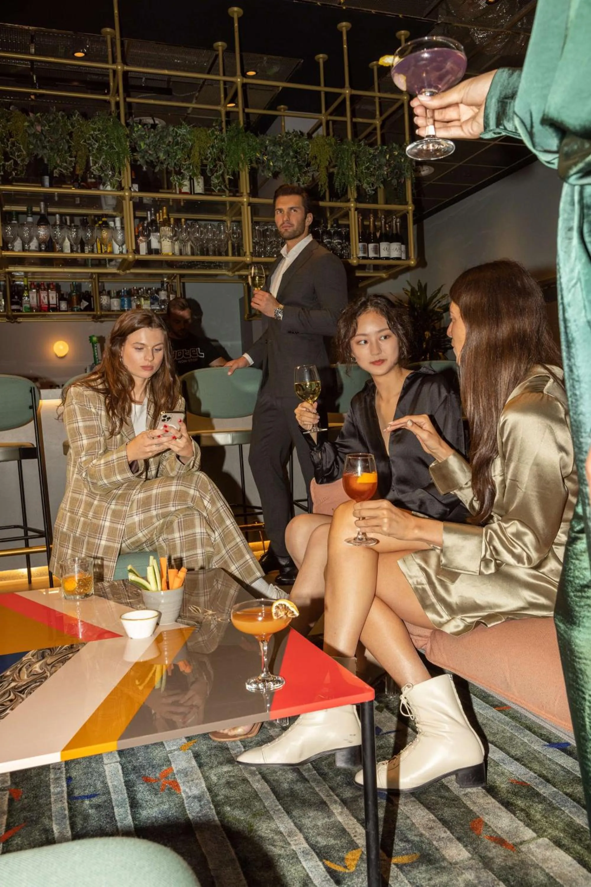 Restaurant/places to eat in YOTEL London City