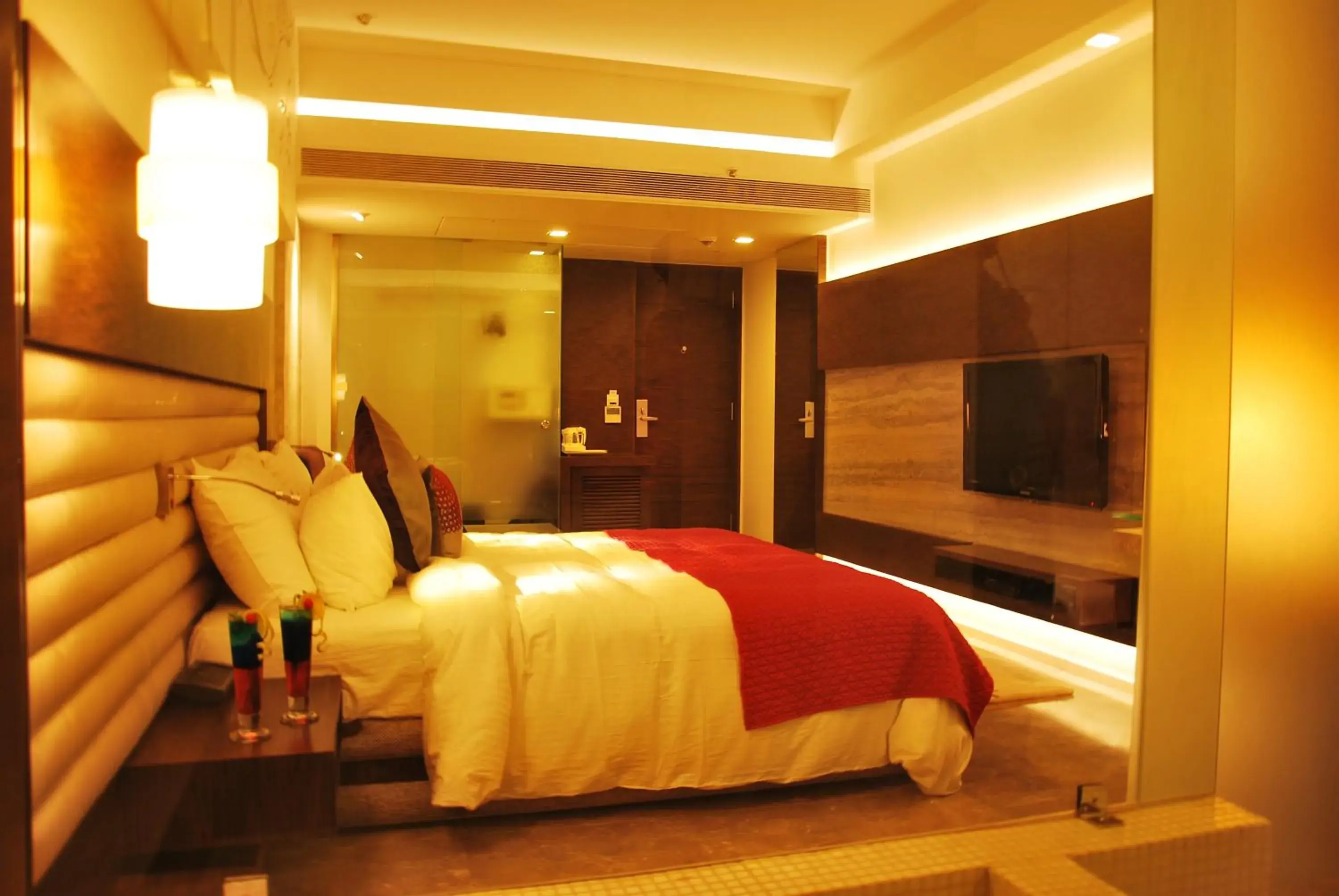 Super Deluxe Double or Twin Room - single occupancy in Maya Hotel Super Deluxe Double or Twin Room - single occupancy in Maya Hotel