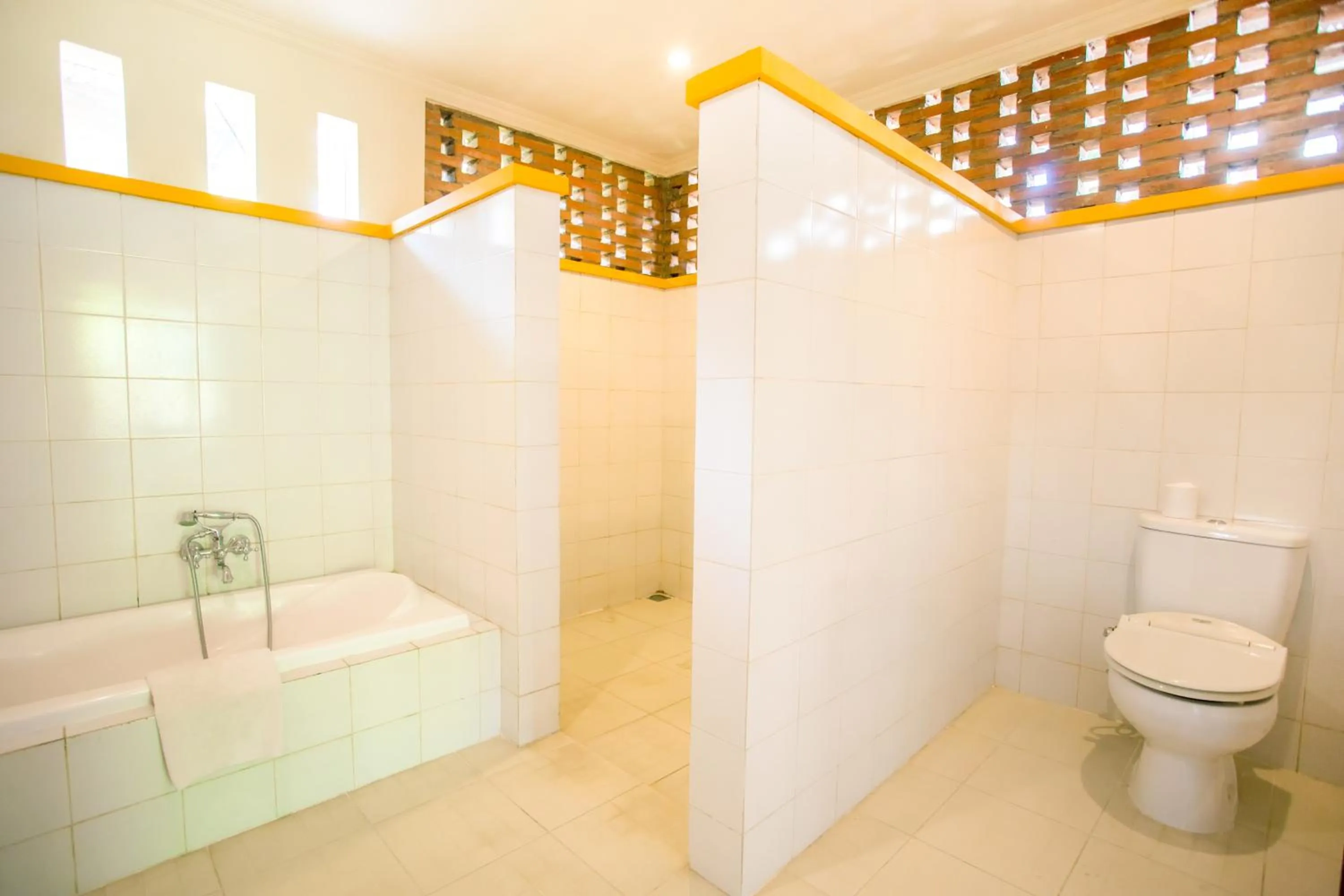 Shower in Ubud Heaven Penestanan