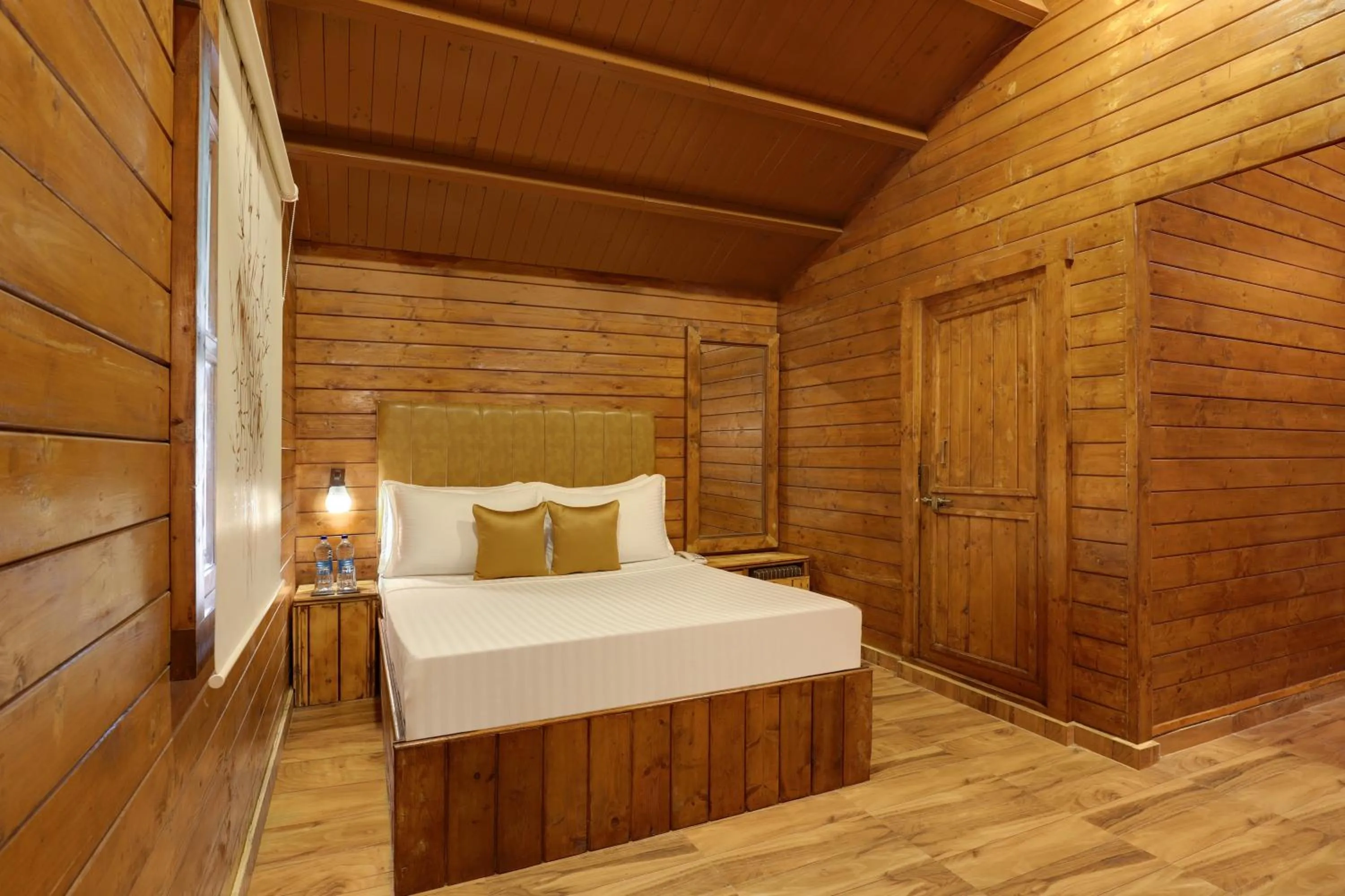 Bedroom, Bed in Keys Lite by Lemon Tree Hotels Sylvan, Dapoli