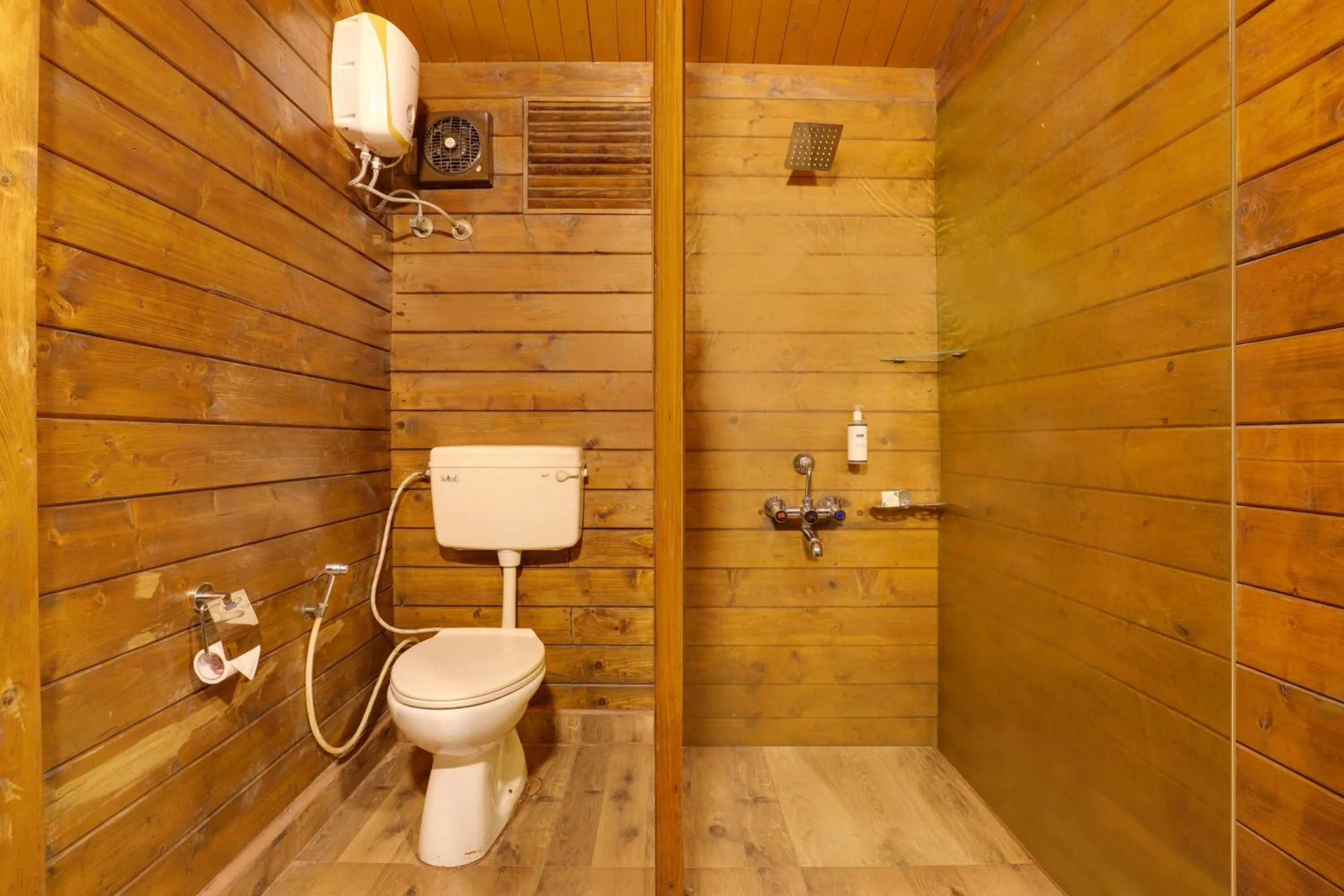 Bathroom in Keys Lite by Lemon Tree Hotels Sylvan, Dapoli
