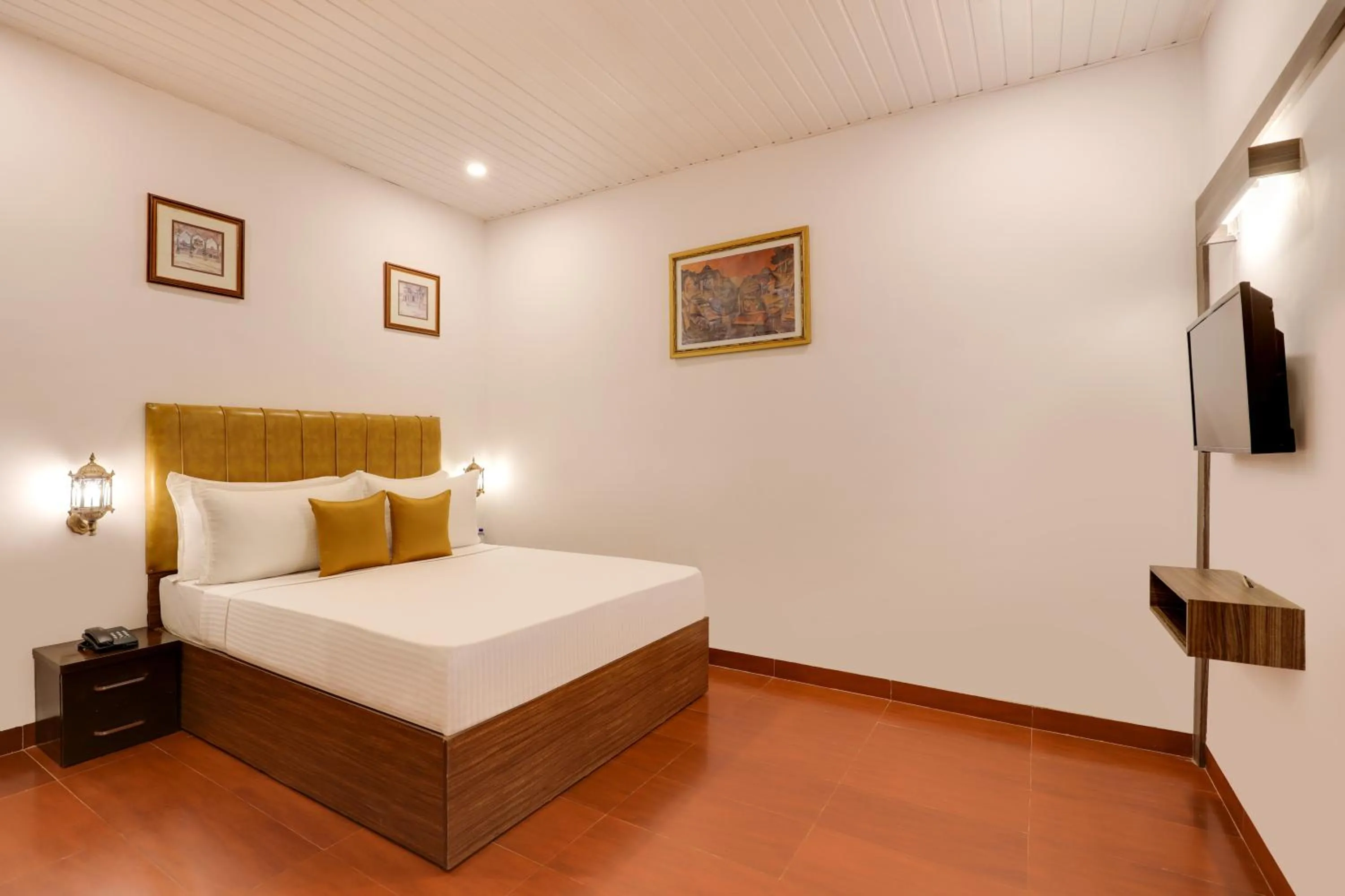 Bedroom, Bed in Keys Lite by Lemon Tree Hotels Sylvan, Dapoli