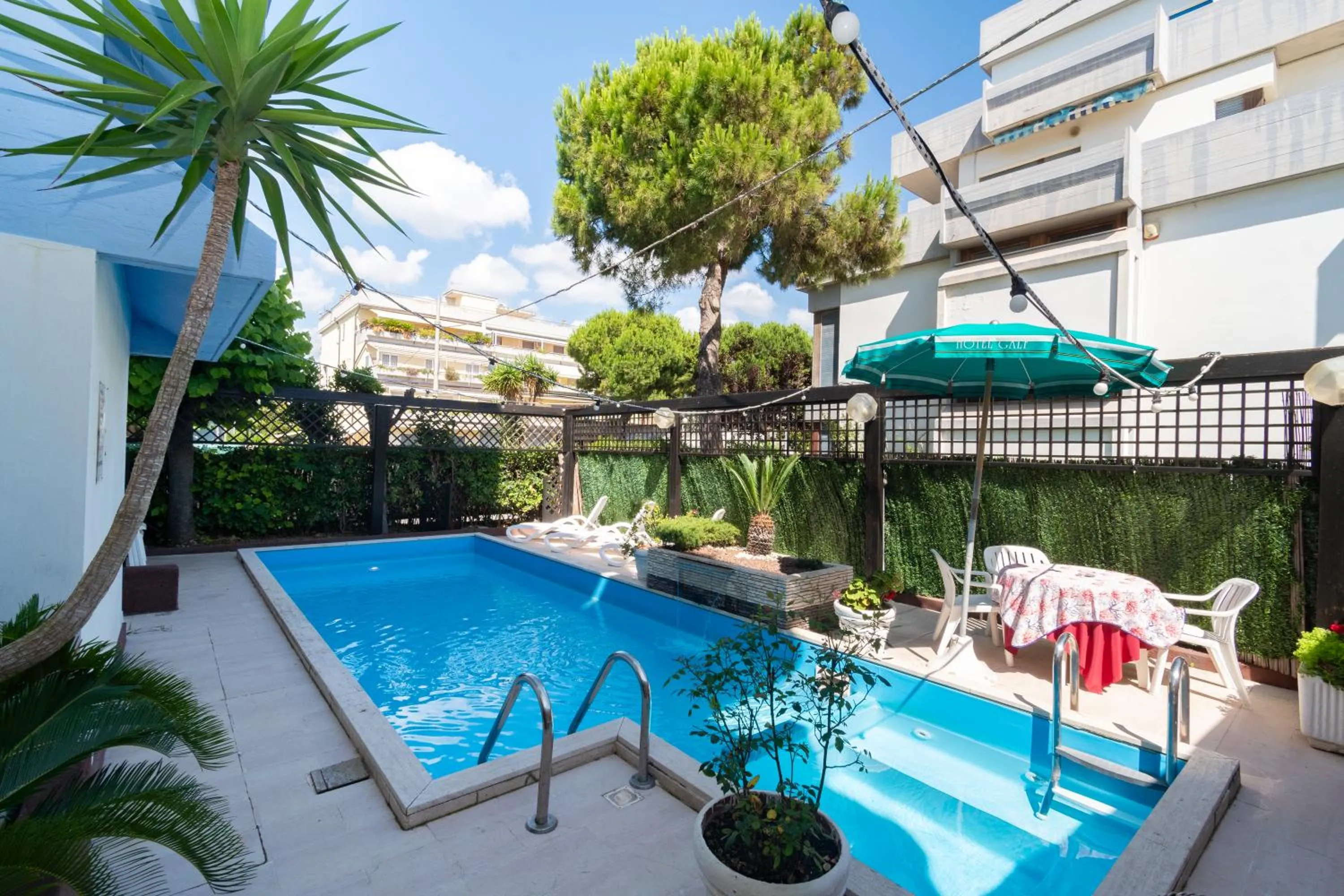 Swimming pool in Hotel Galf