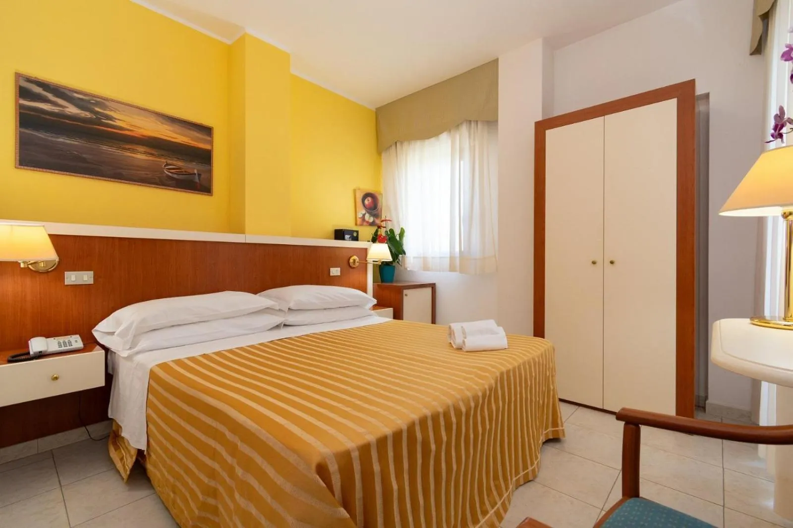 Photo of the whole room in Hotel Galf