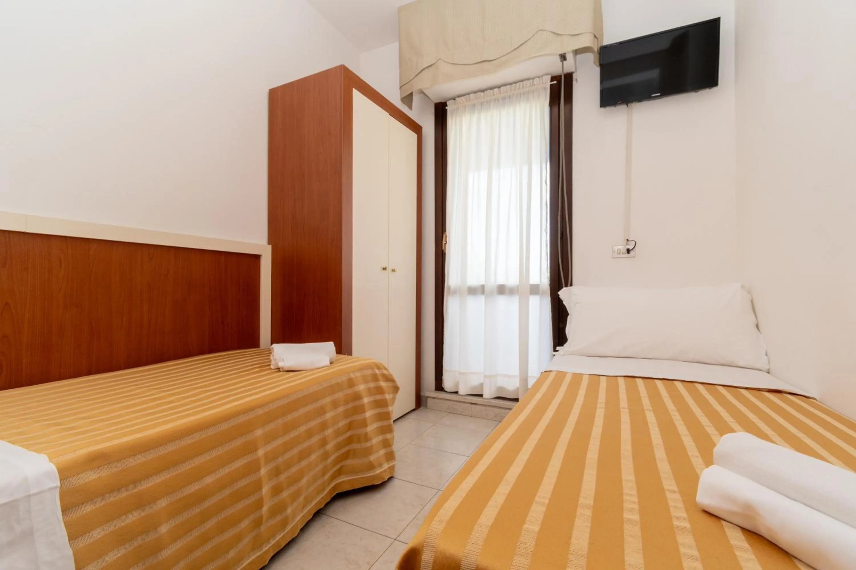 Photo of the whole room in Hotel Galf