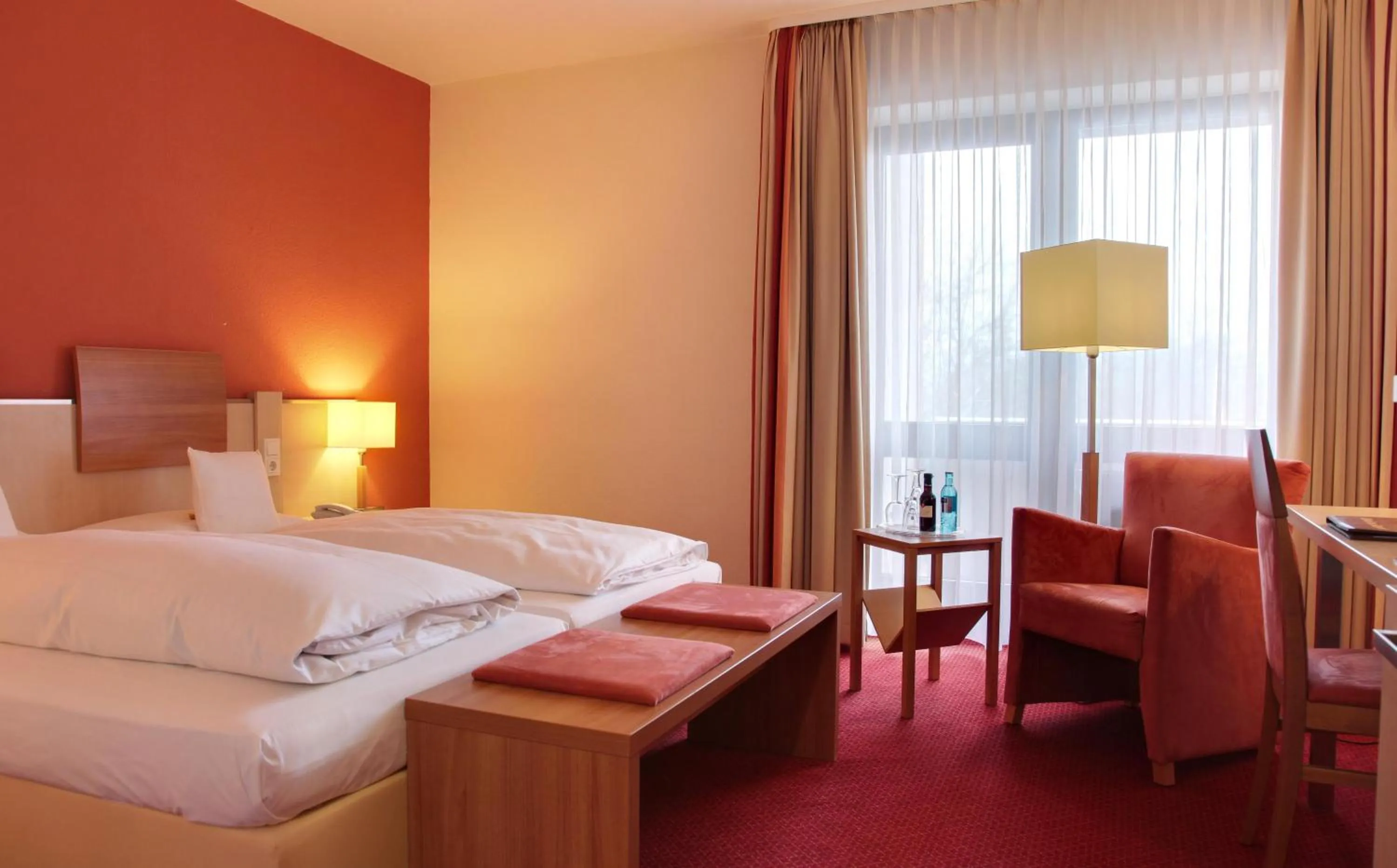 Photo of the whole room, Bed in Hotel am Kurpark