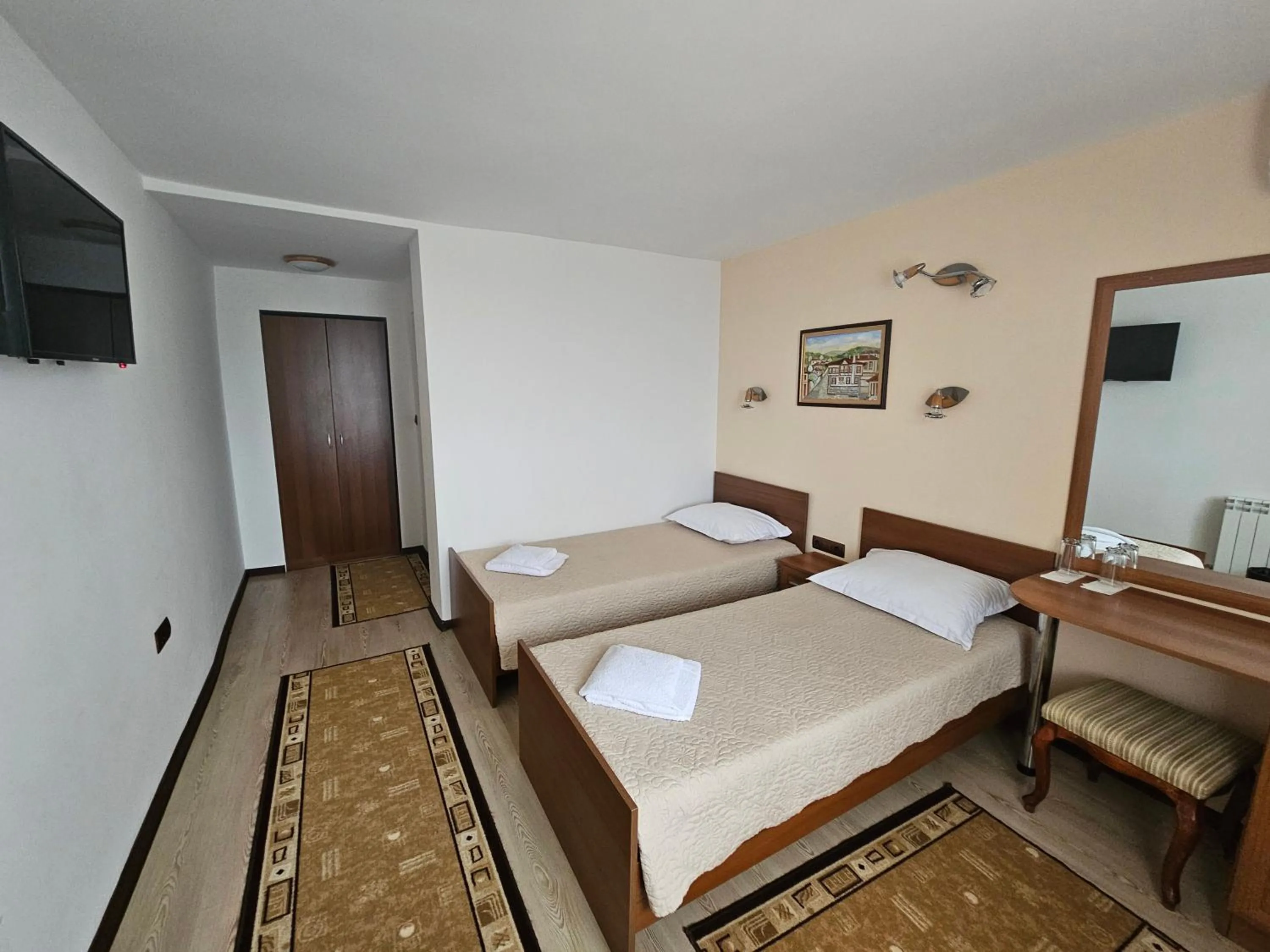 Photo of the whole room, Bed in Panorama Family Hotel