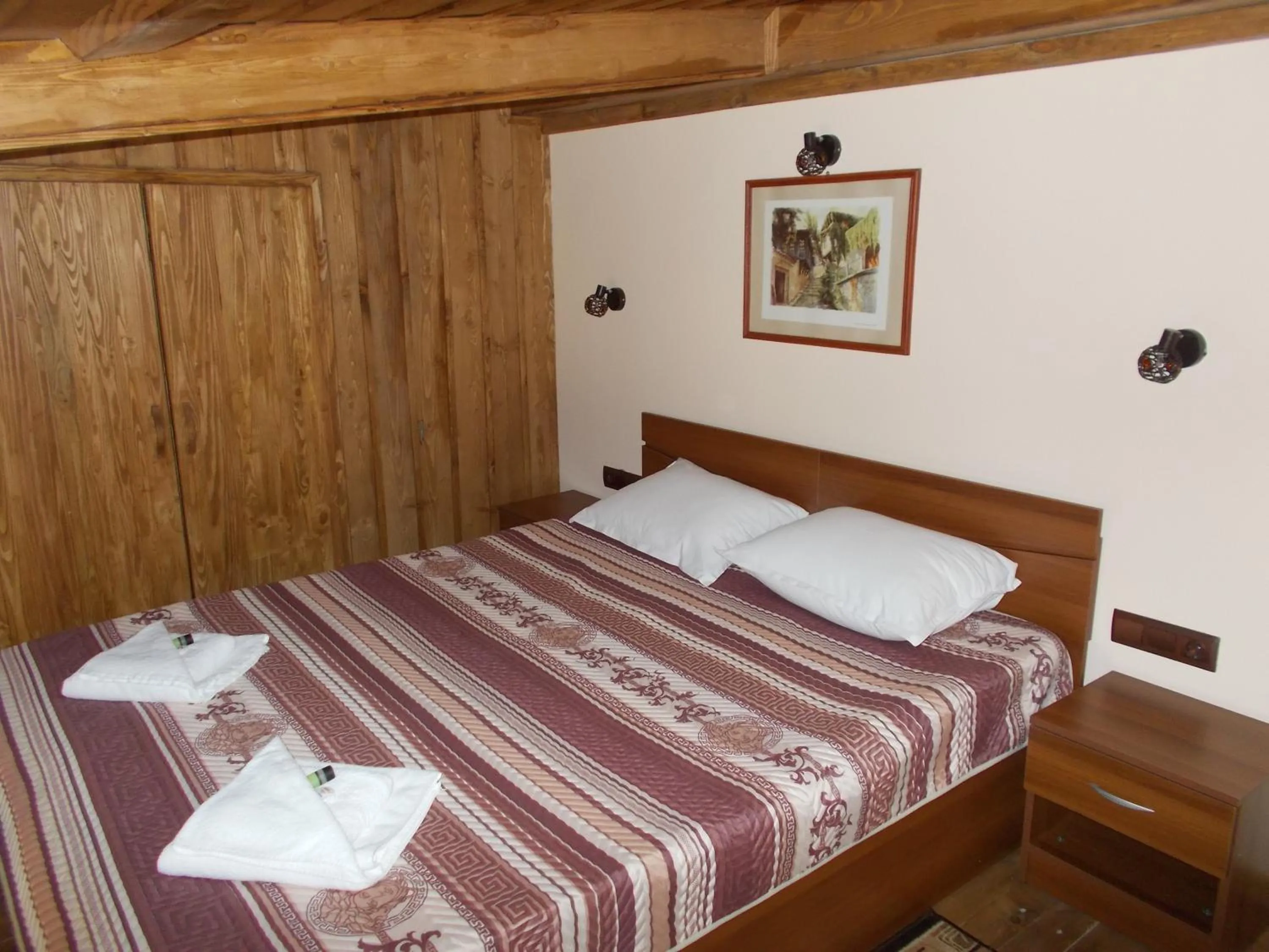 Photo of the whole room, Bed in Panorama Family Hotel