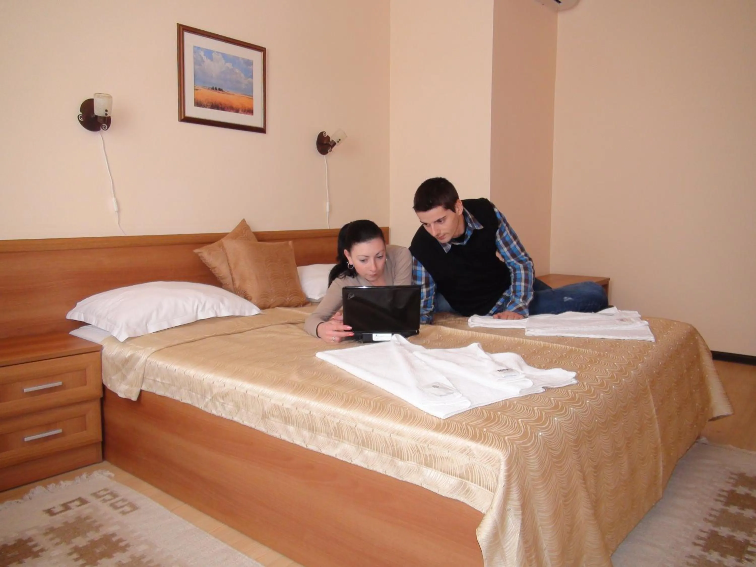 Bedroom, Bed in Panorama Family Hotel