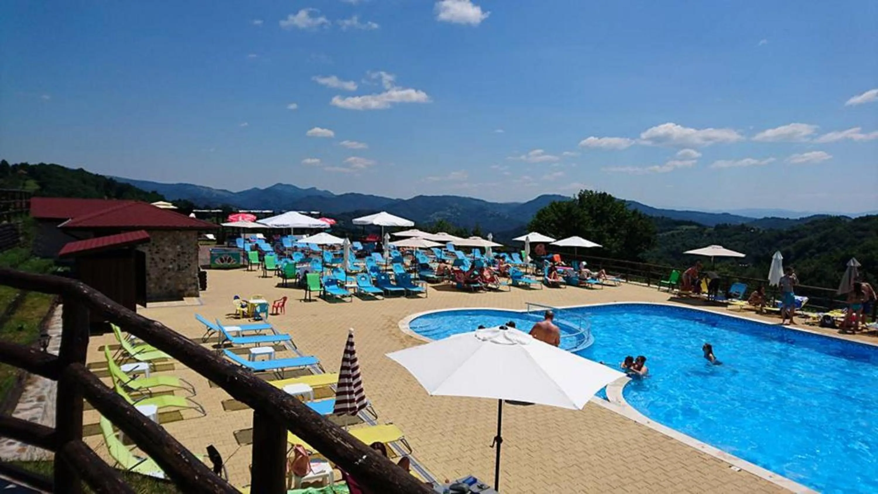 Swimming pool in Panorama Family Hotel