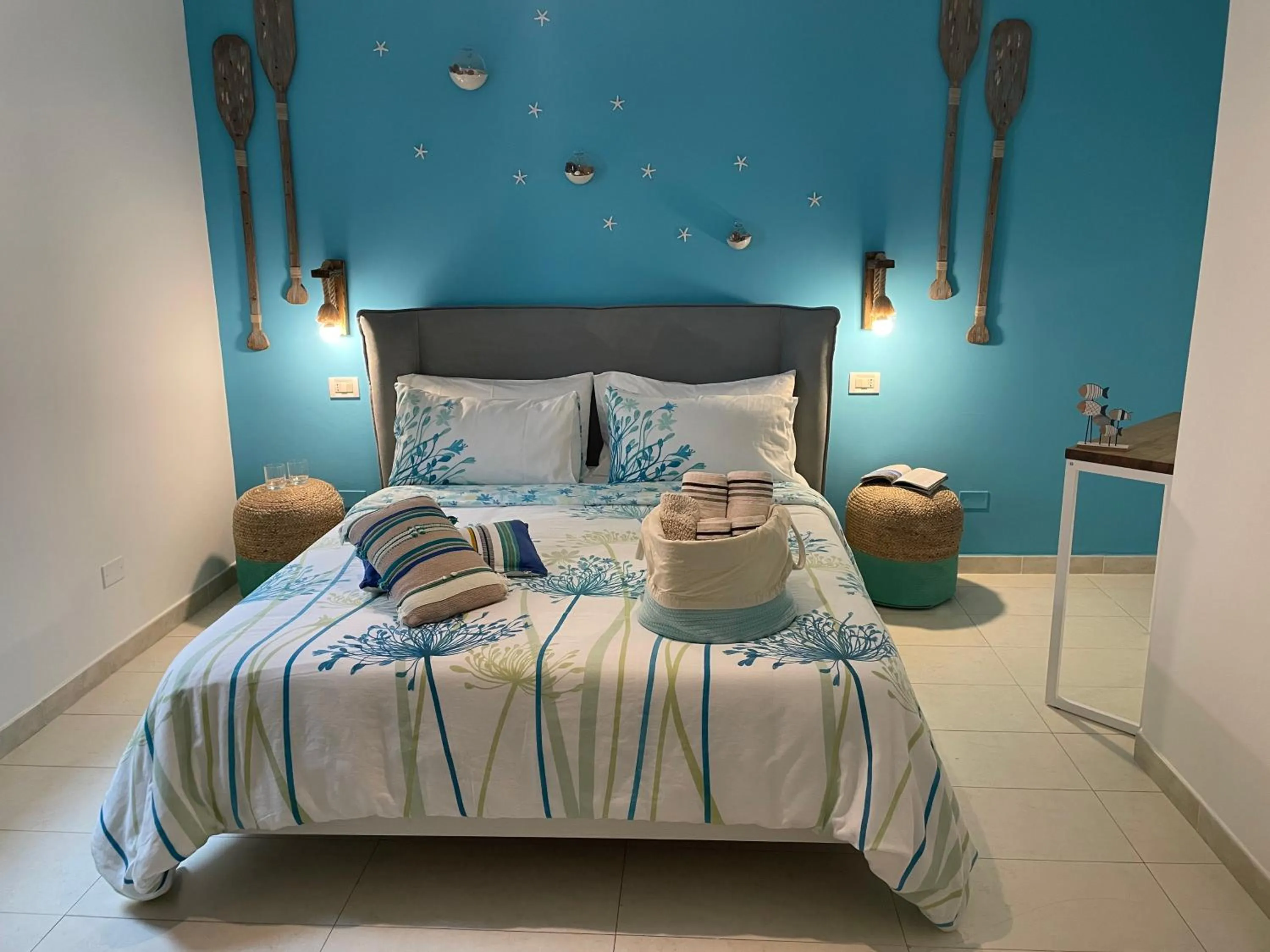 Bedroom, Bed in Intra Rooms