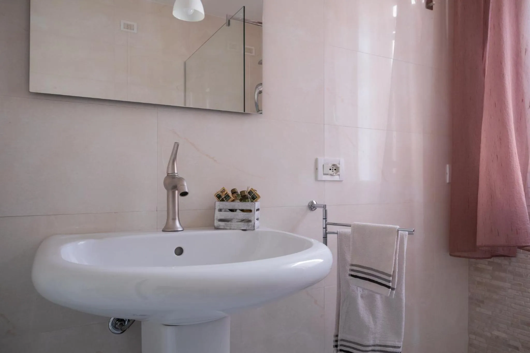 Bathroom in Intra Rooms