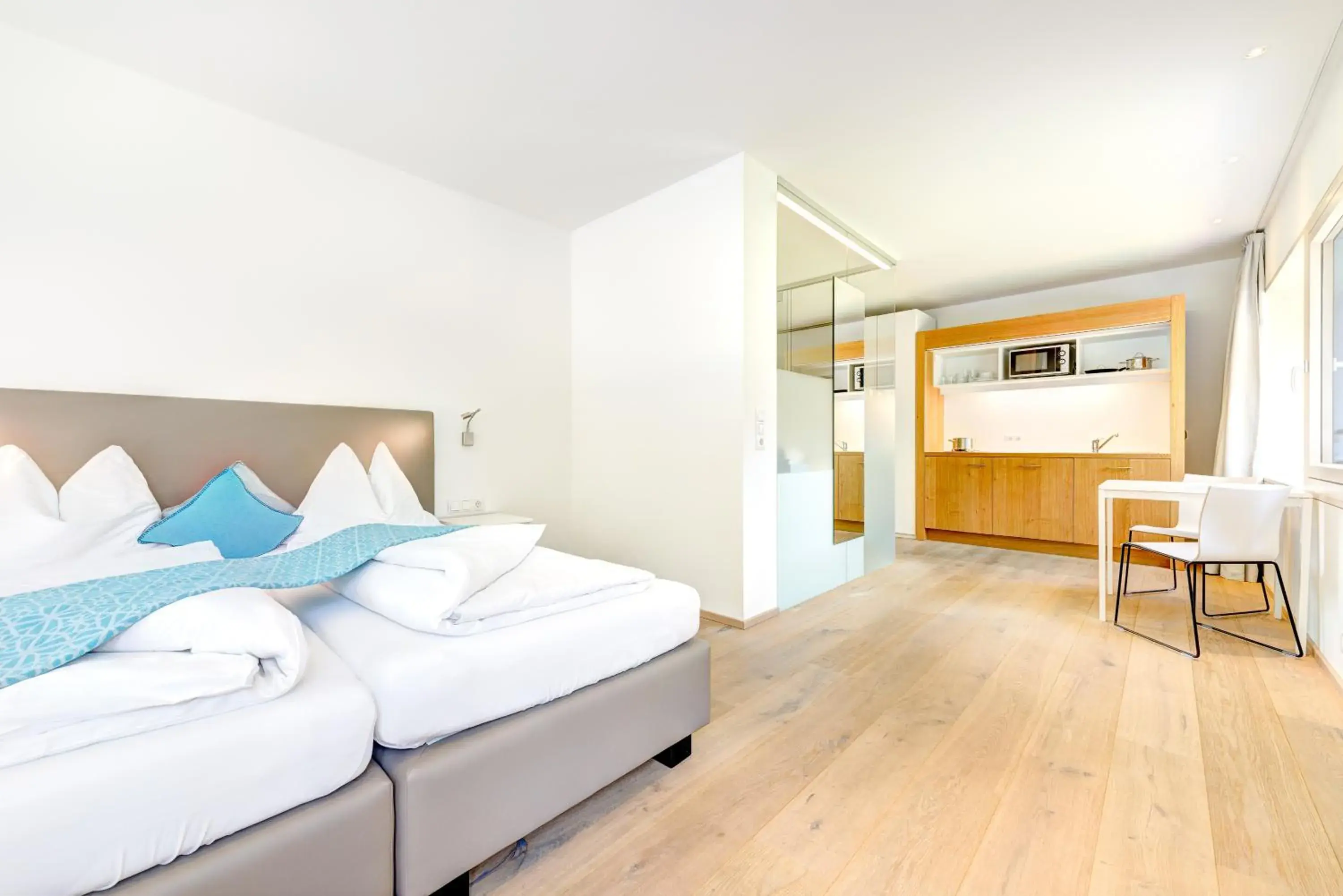 Superior Double Room with Balcony in Hotel Lün Superior Double Room with Balcony in Hotel Lün