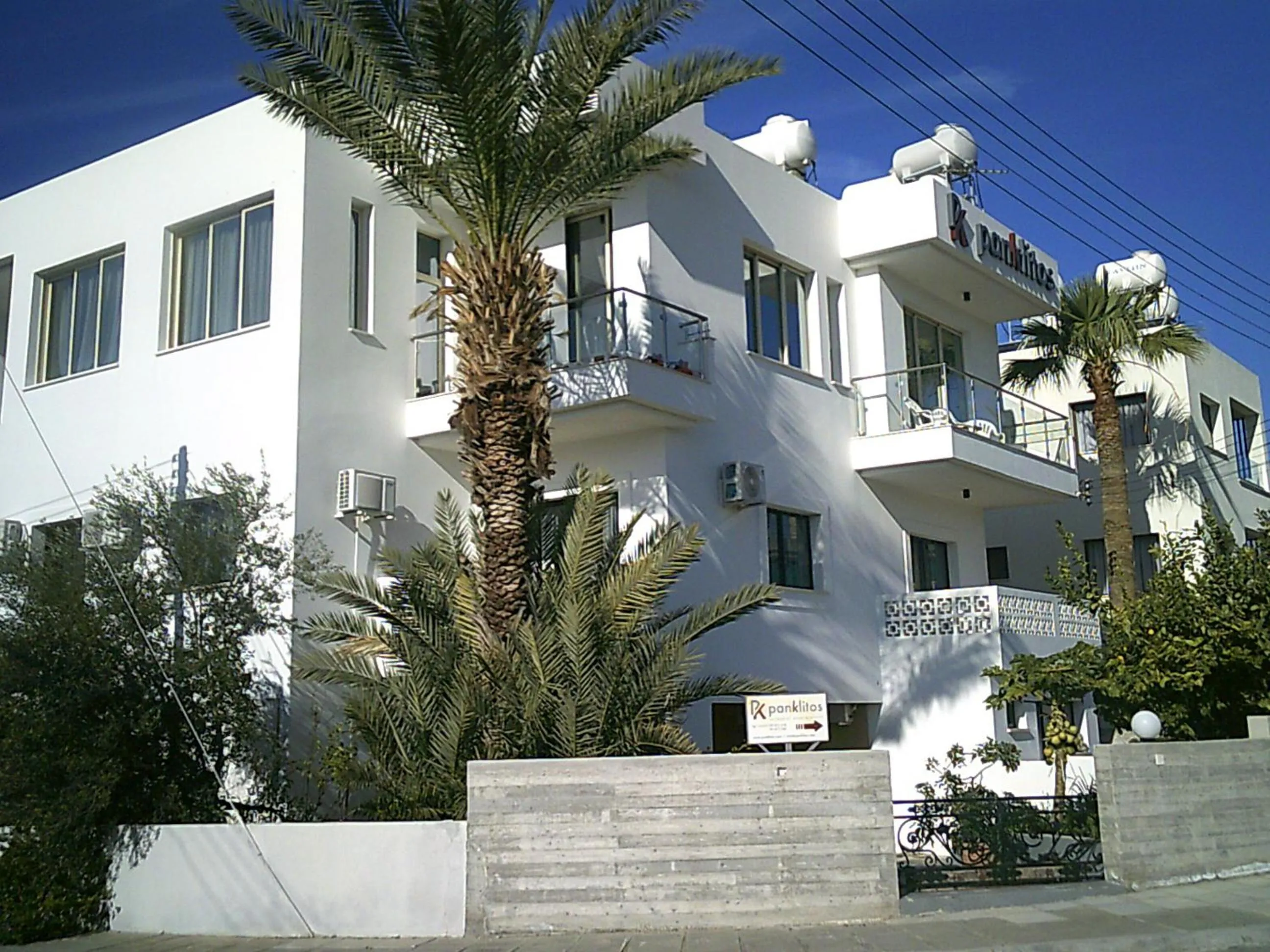 Property building in Panklitos Tourist Apartments