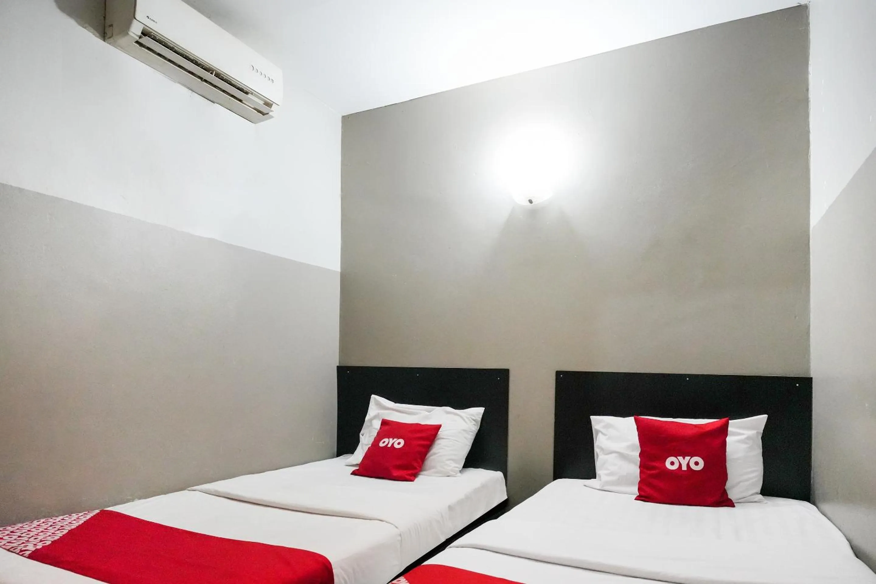 Bedroom, Bed in Hotel O 365 Nice Stay