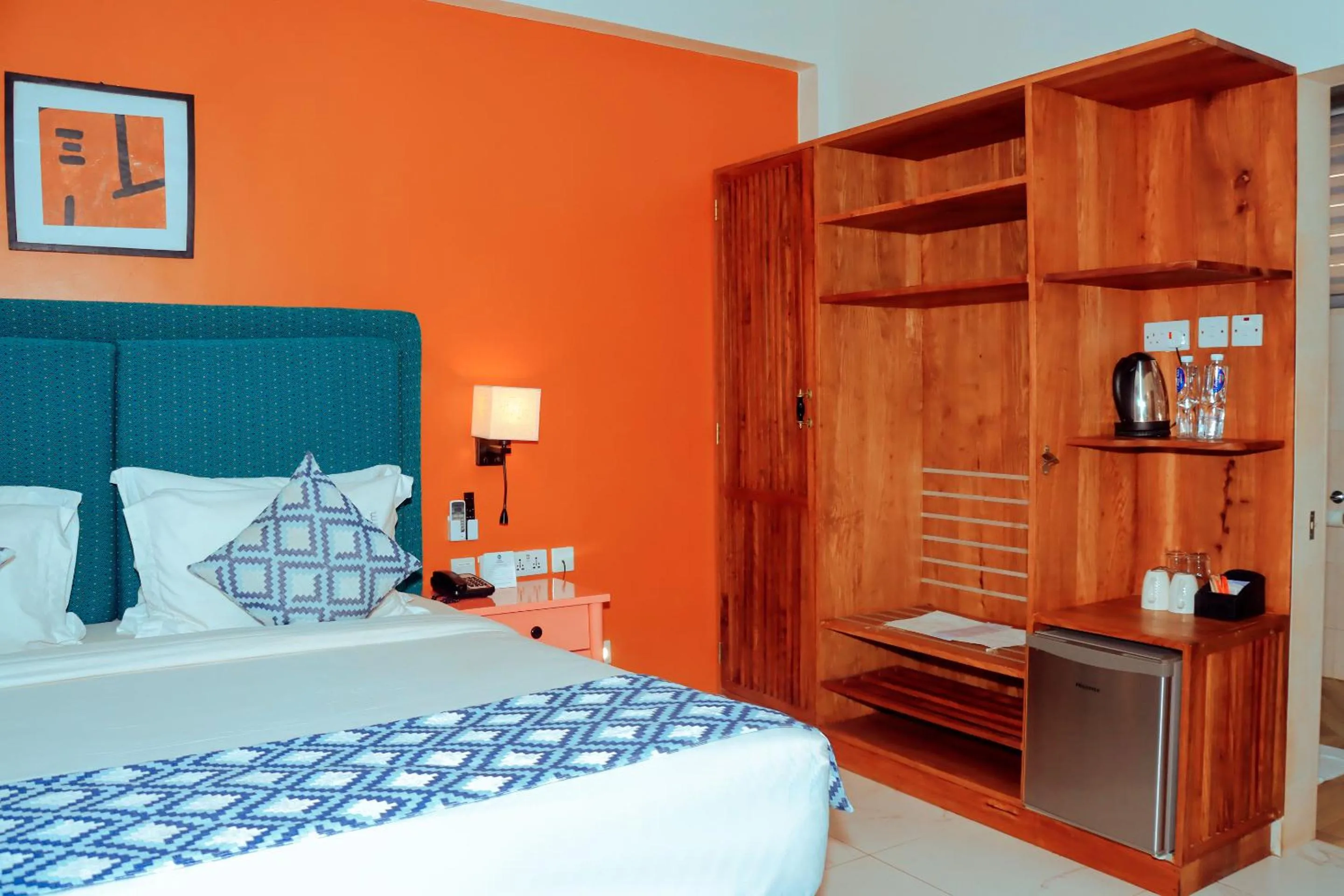 Bed in Best Western Jangwani Sea Breeze Resort