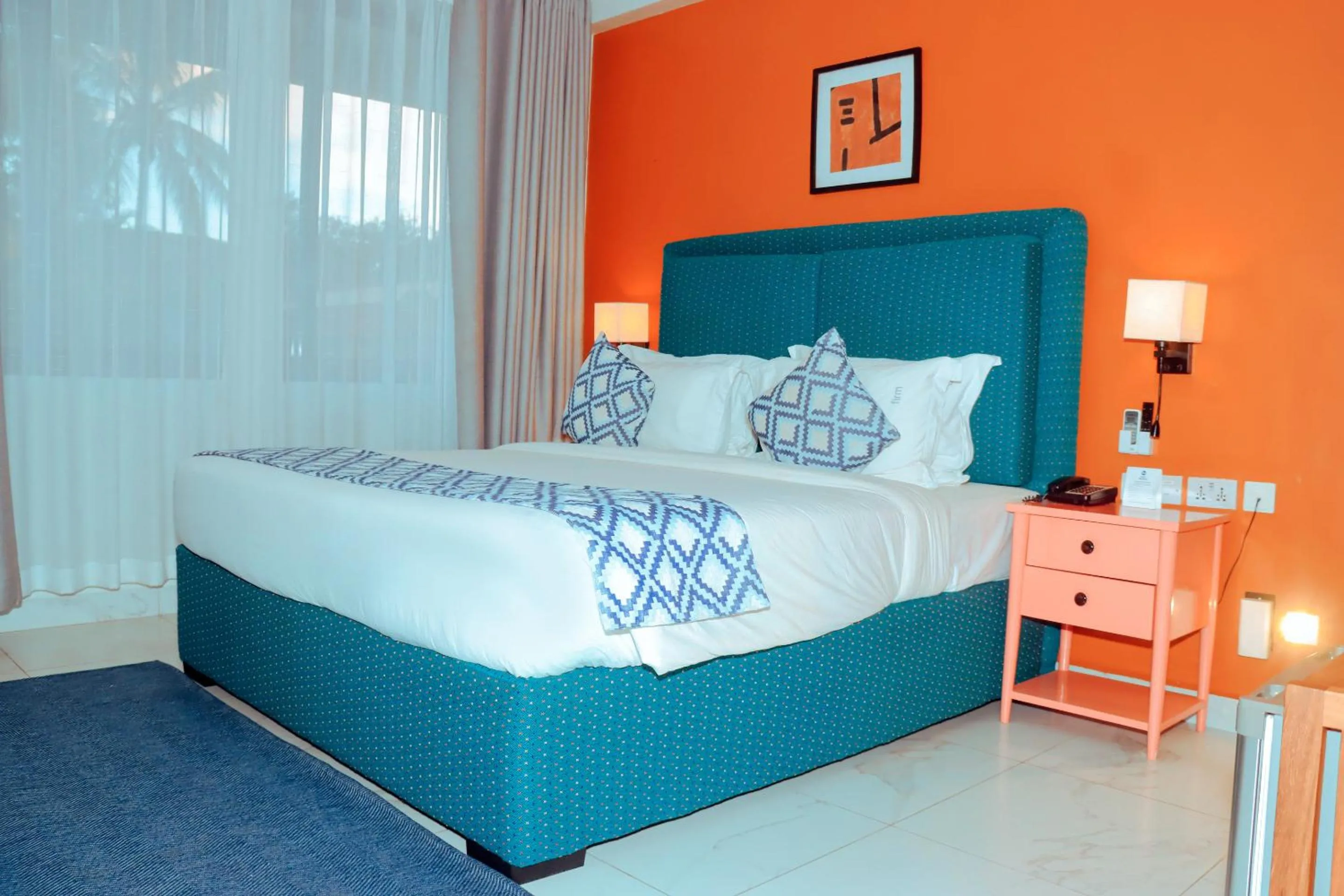 Bed in Best Western Jangwani Sea Breeze Resort