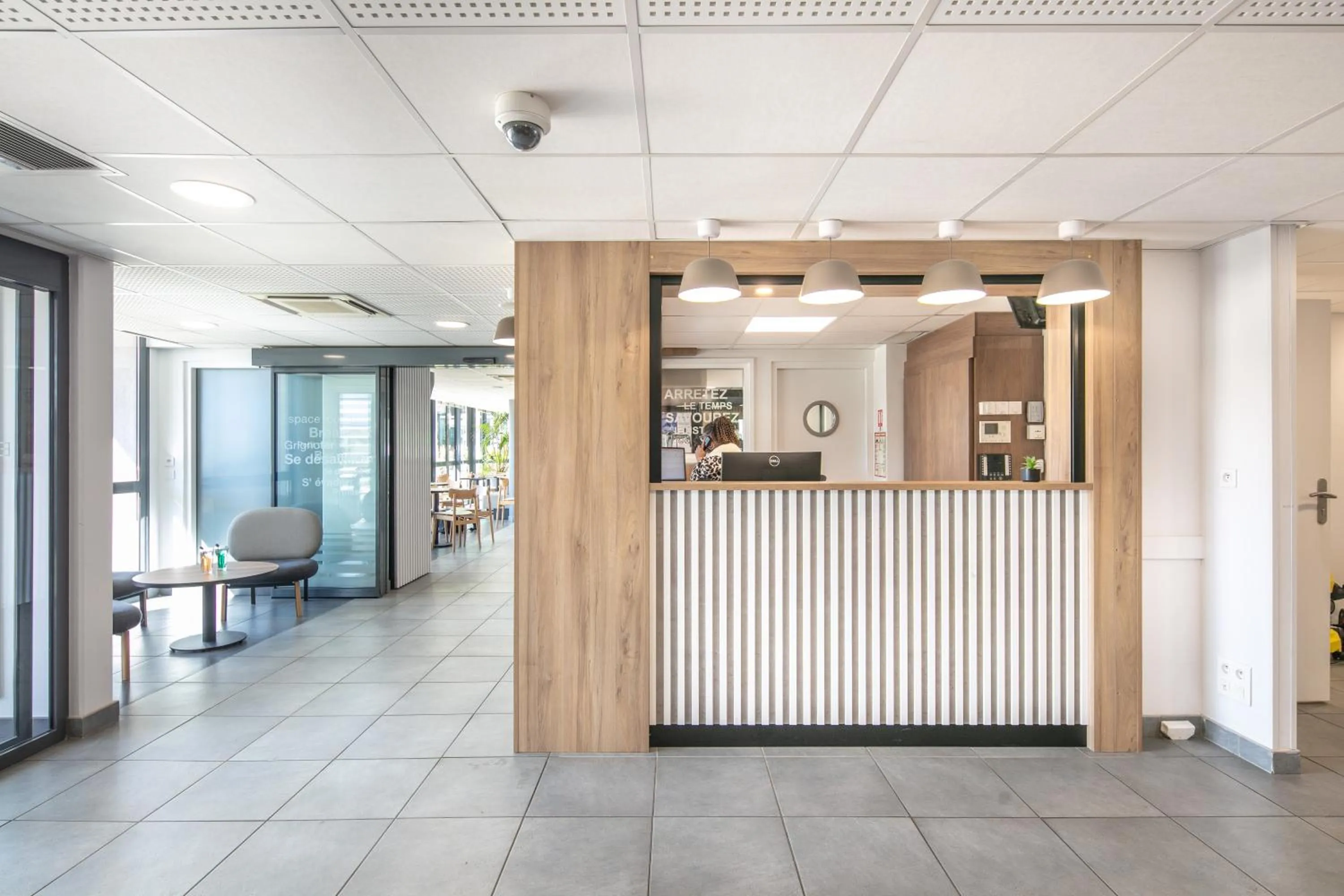 Property building in B&B HOTEL Lyon Aéroport Saint-Quentin-Fallavier